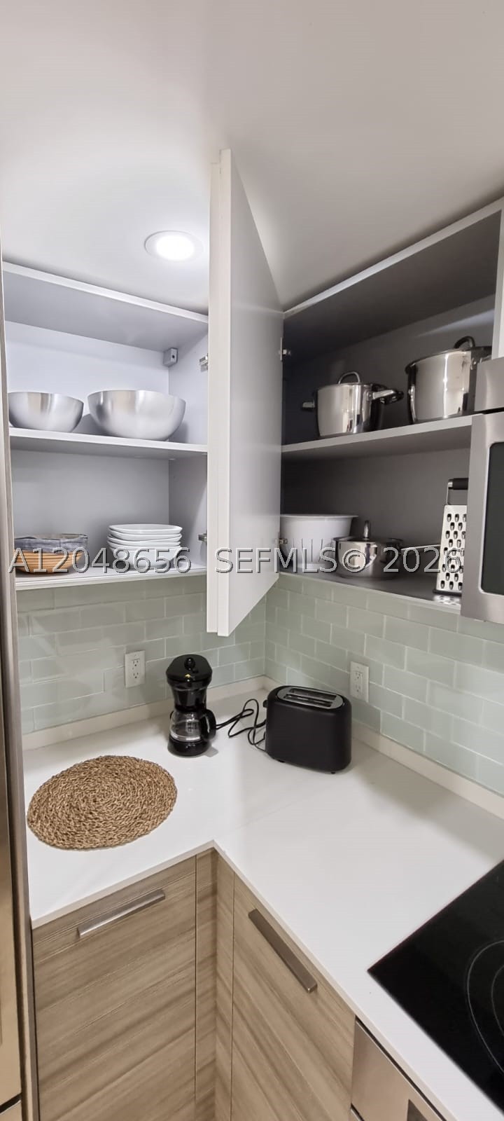 1300 Brickell Bay Dr #1701, Miami FL 33131
