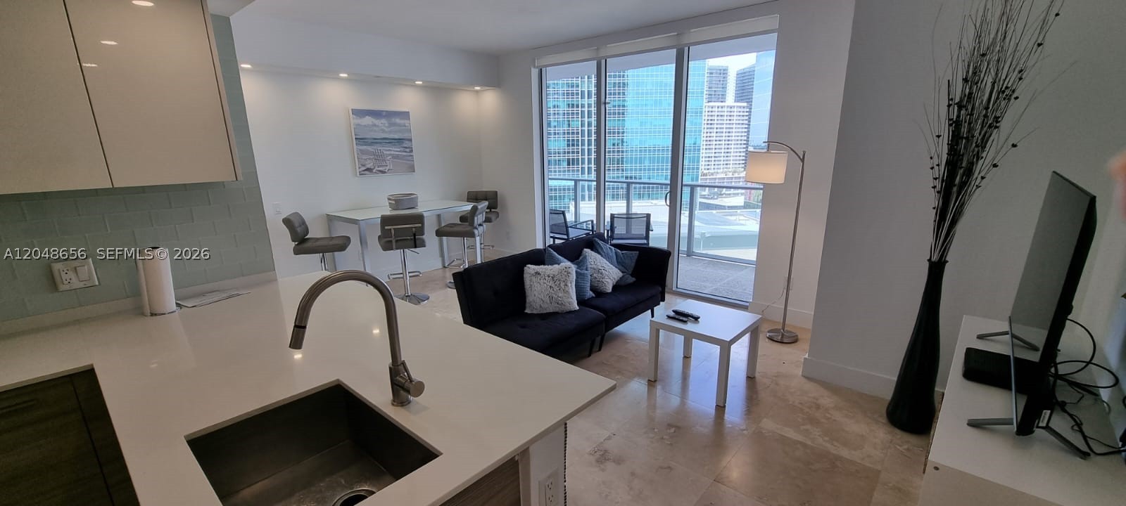 1300 Brickell Bay Dr #1701, Miami FL 33131