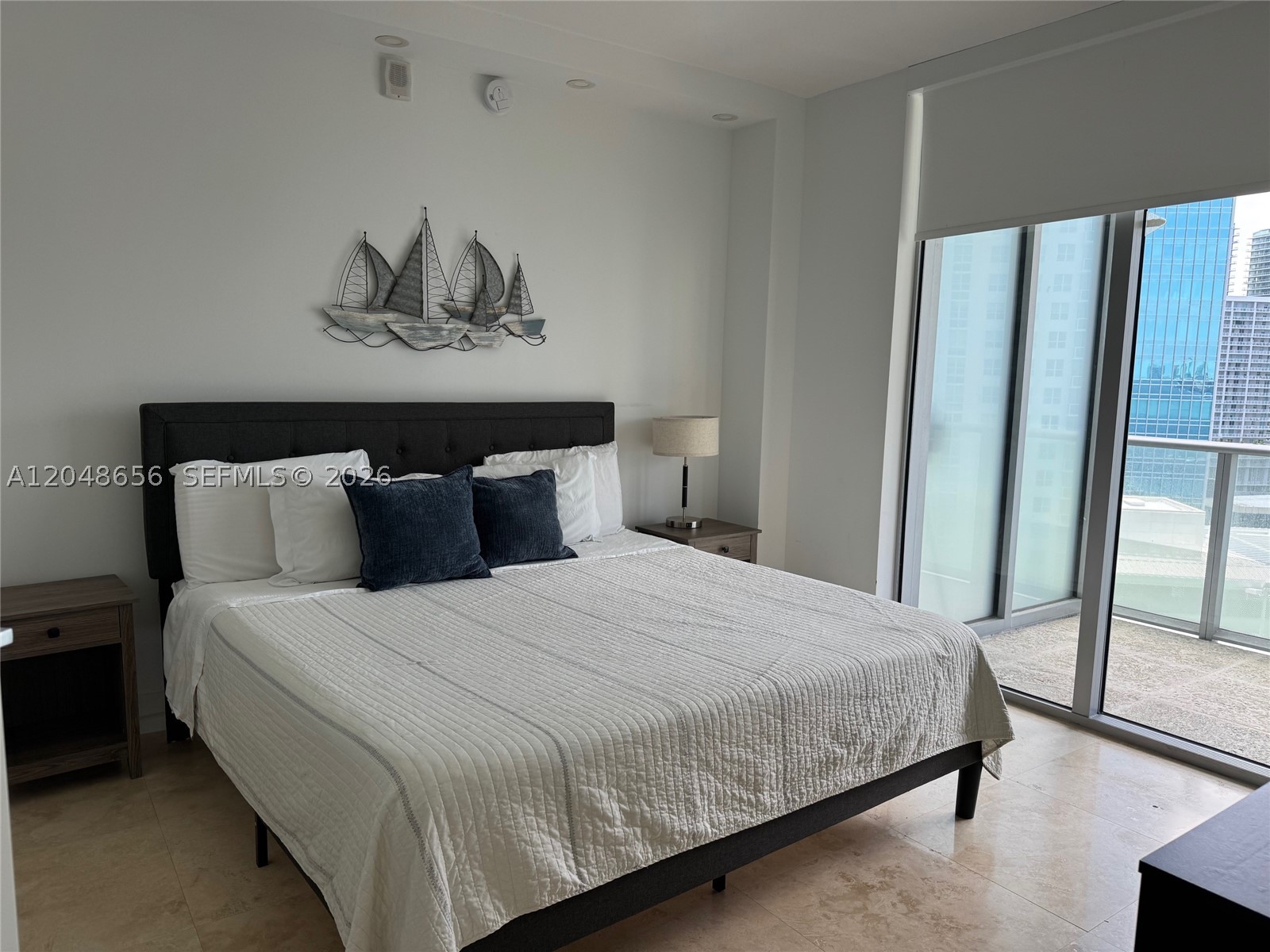 1300 Brickell Bay Dr #1701, Miami FL 33131