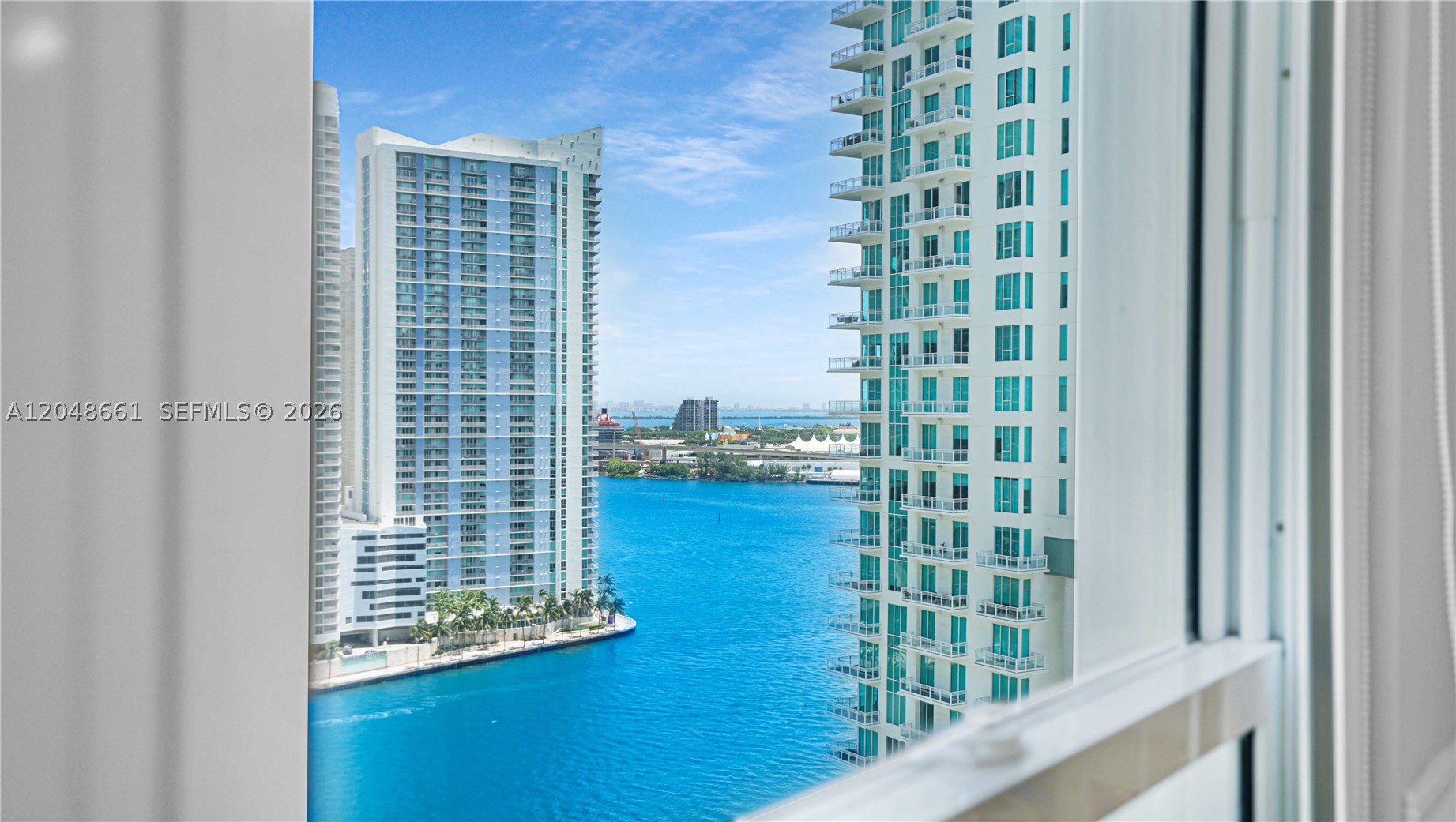 801 Brickell Key Blvd #2210, Miami FL 33131