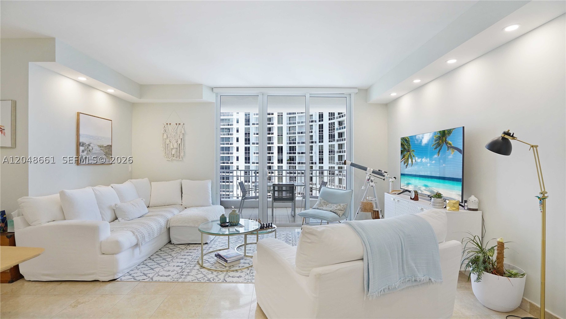 801 Brickell Key Blvd #2210, Miami FL 33131