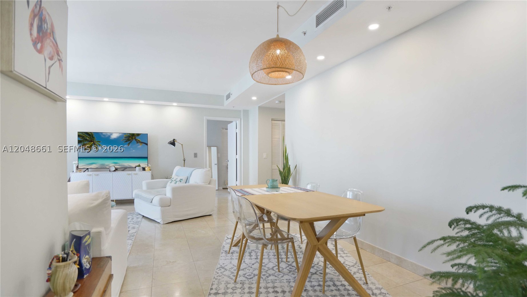 801 Brickell Key Blvd #2210, Miami FL 33131