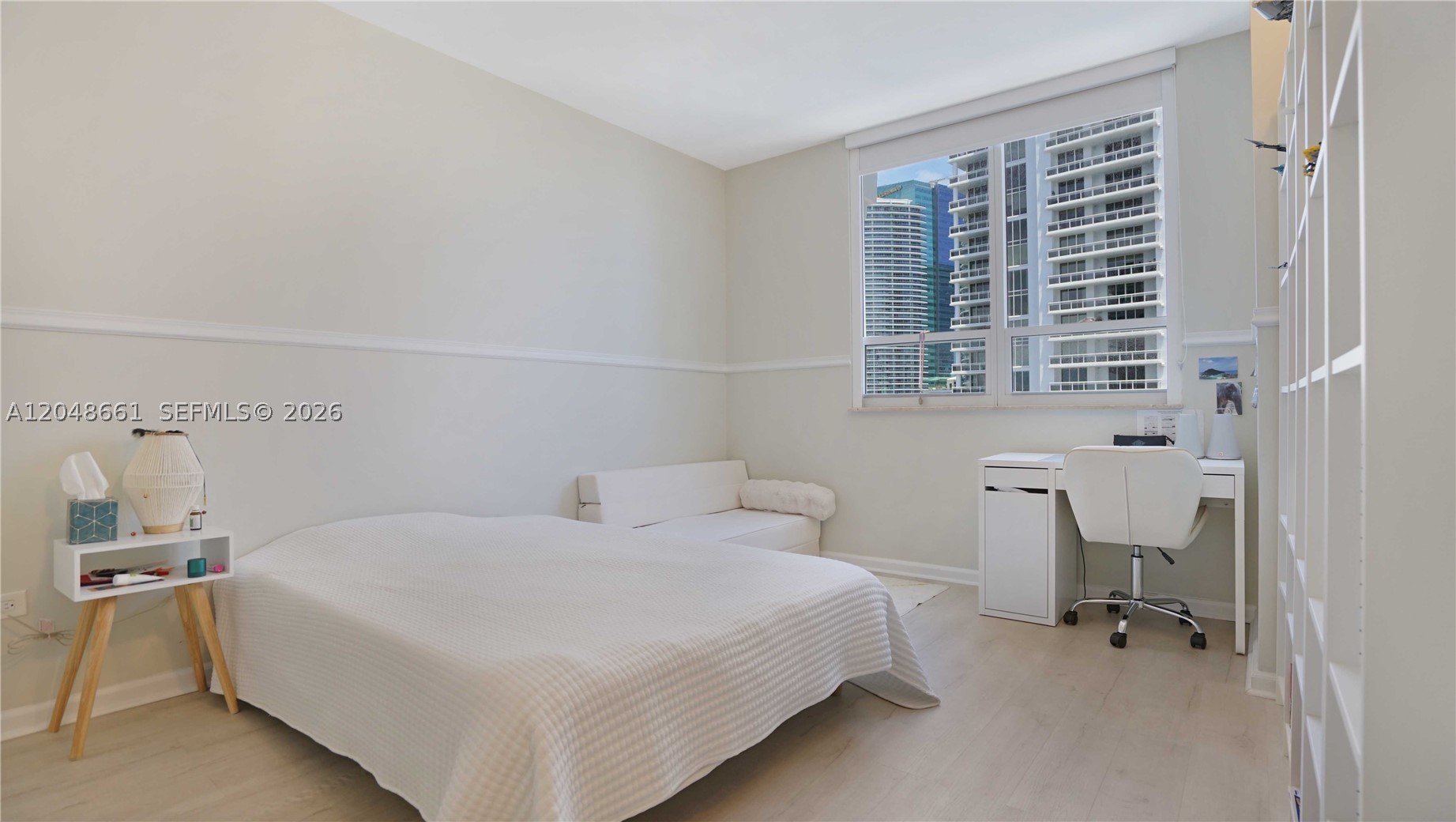 801 Brickell Key Blvd #2210, Miami FL 33131