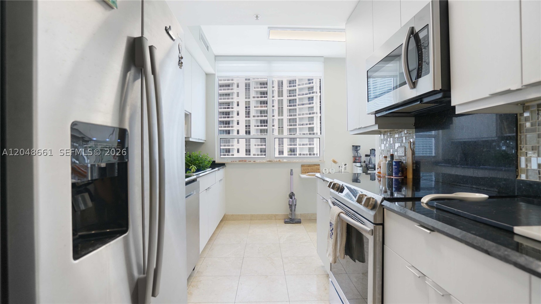 801 Brickell Key Blvd #2210, Miami FL 33131