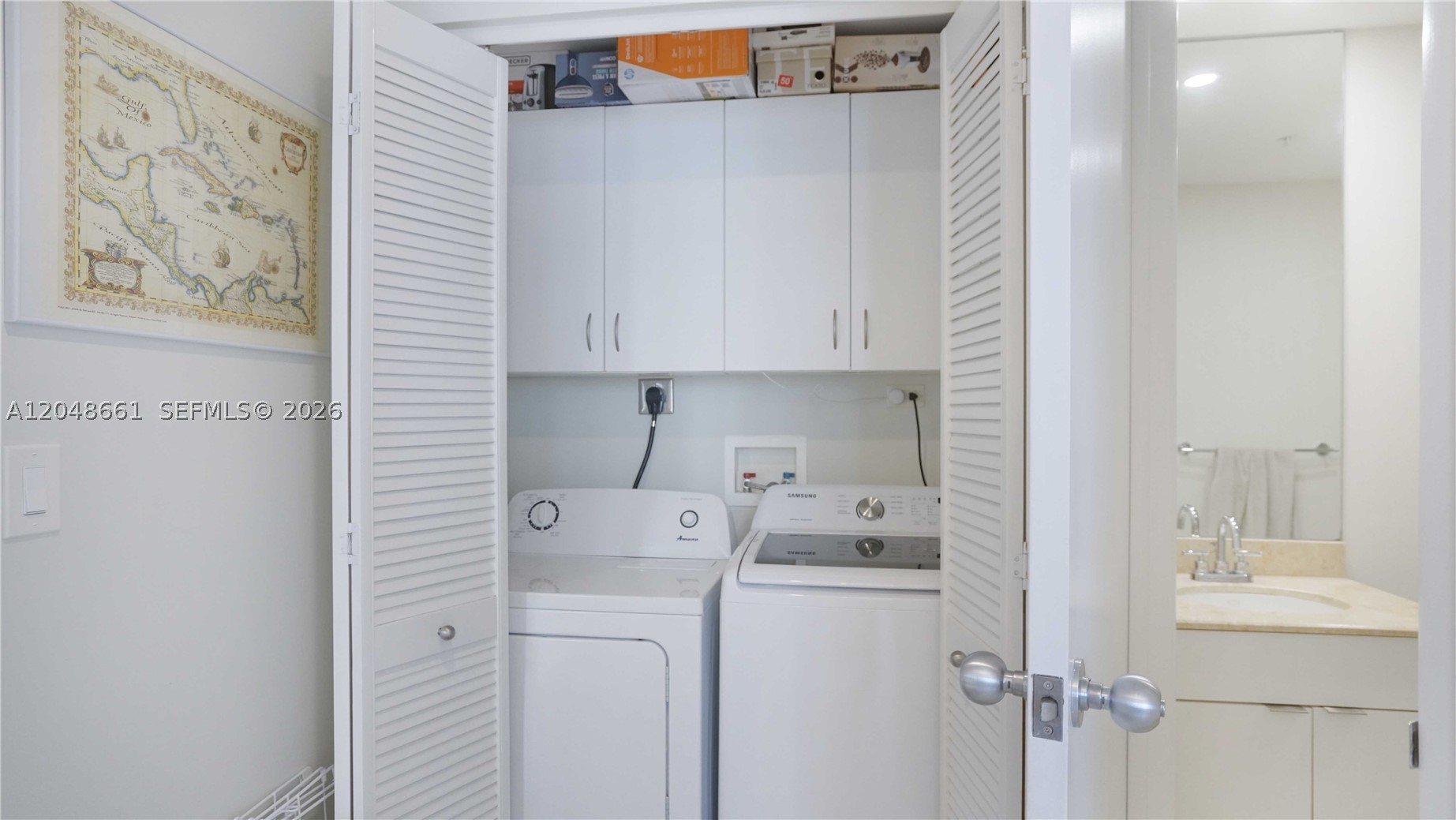 801 Brickell Key Blvd #2210, Miami FL 33131