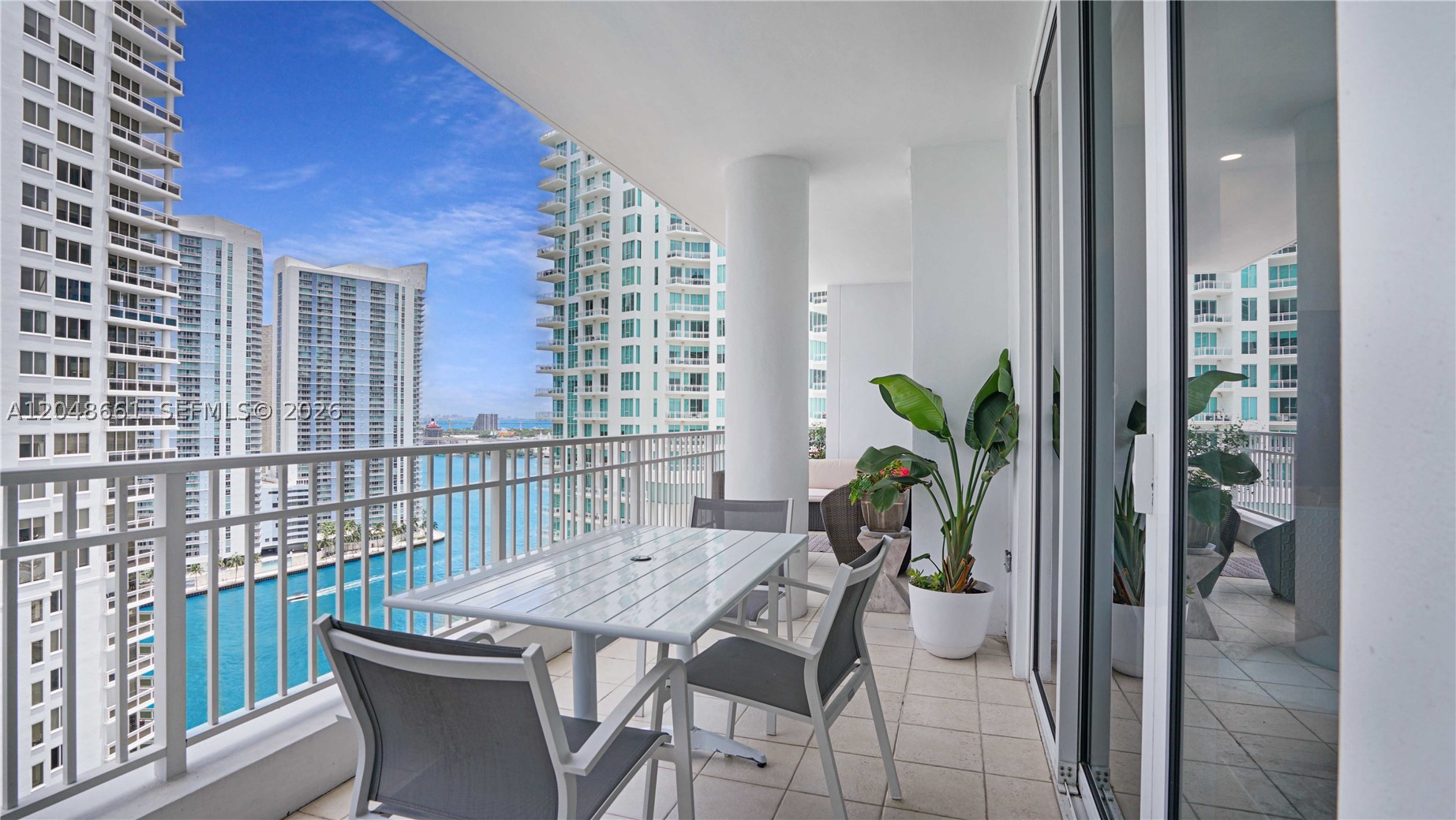 801 Brickell Key Blvd #2210, Miami FL 33131