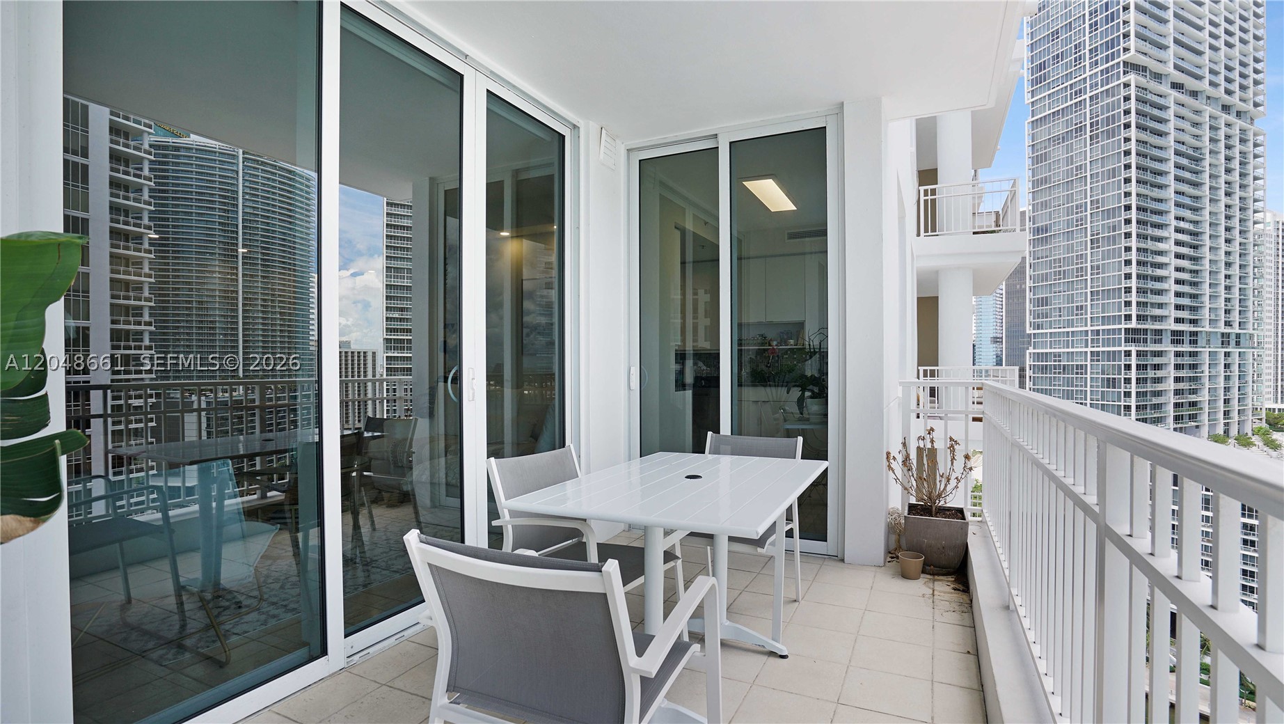 801 Brickell Key Blvd #2210, Miami FL 33131