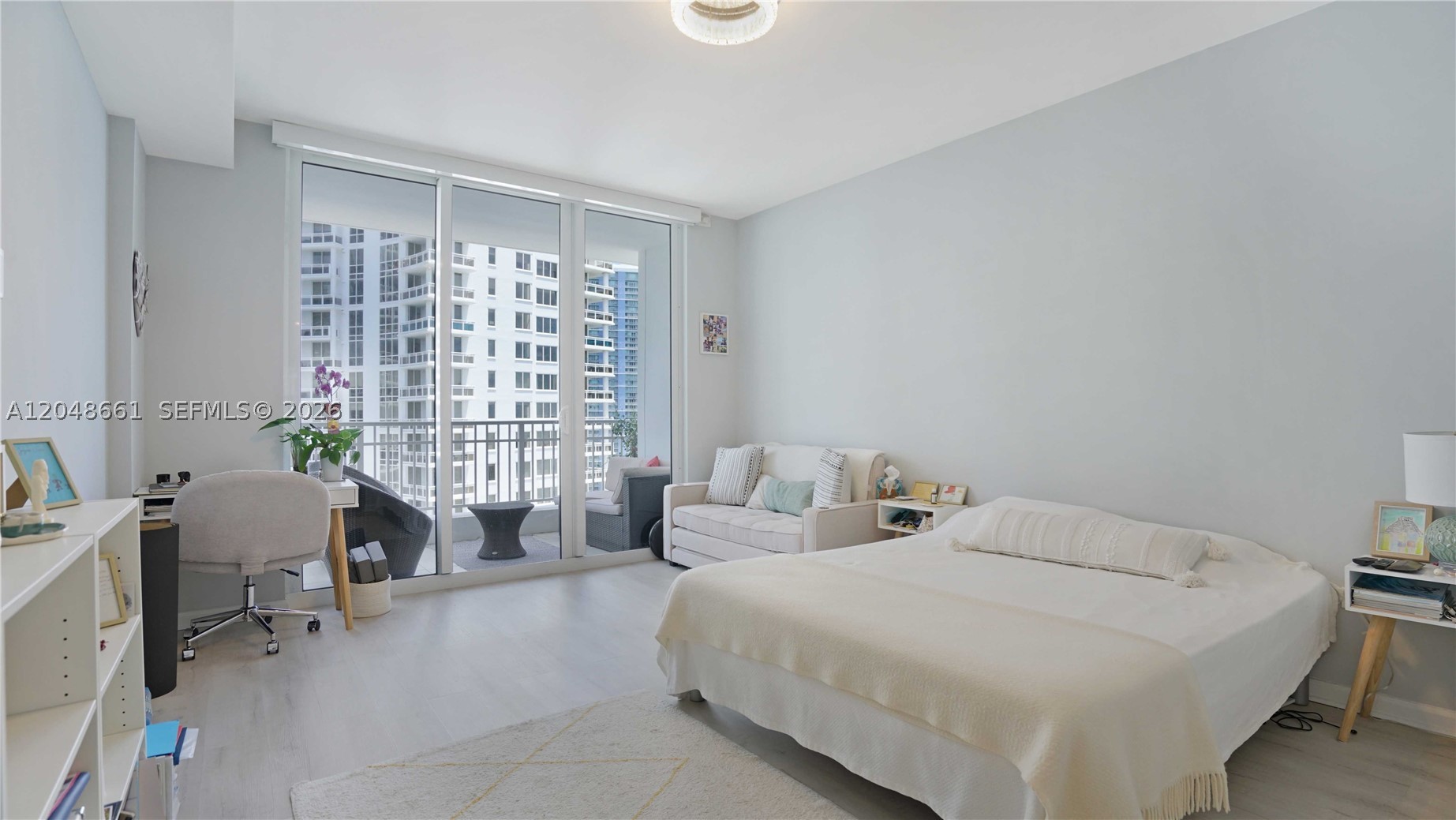 801 Brickell Key Blvd #2210, Miami FL 33131