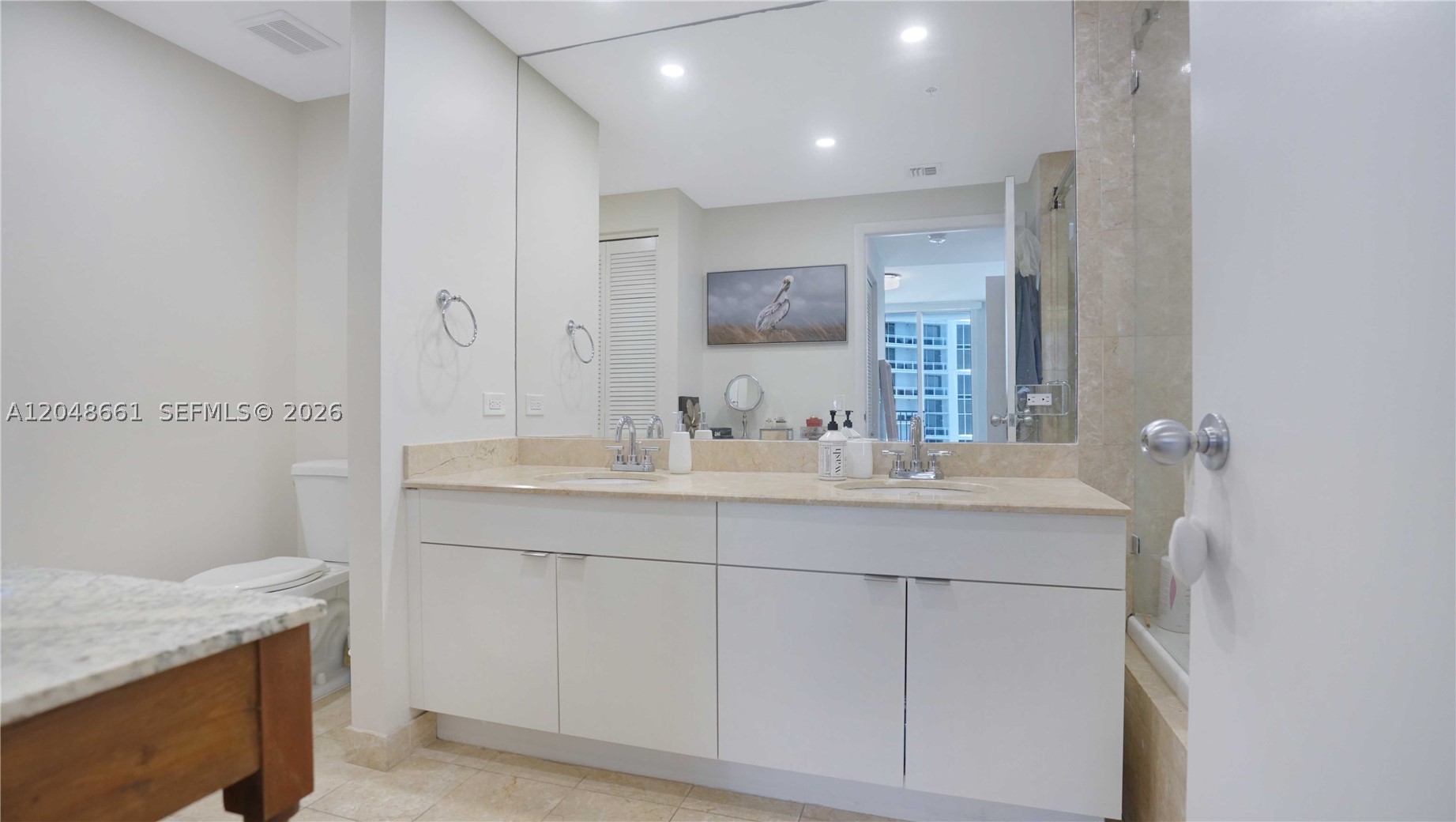 801 Brickell Key Blvd #2210, Miami FL 33131