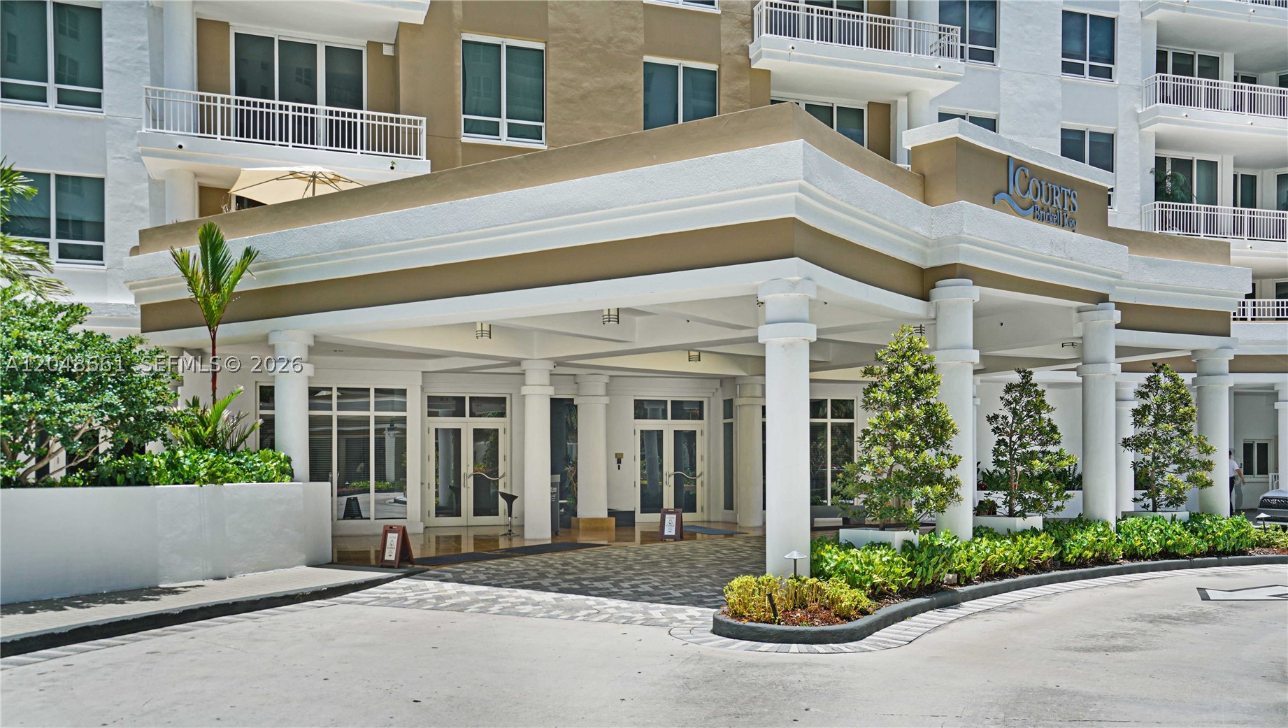 801 Brickell Key Blvd #2210, Miami FL 33131