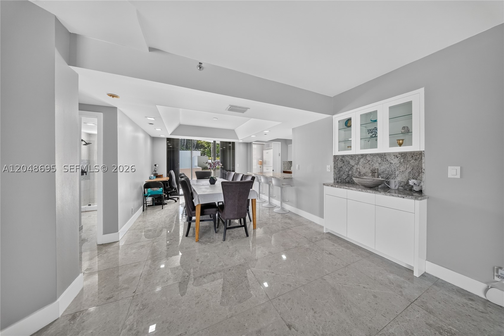 2800 Island Blvd #302, Aventura FL 33160