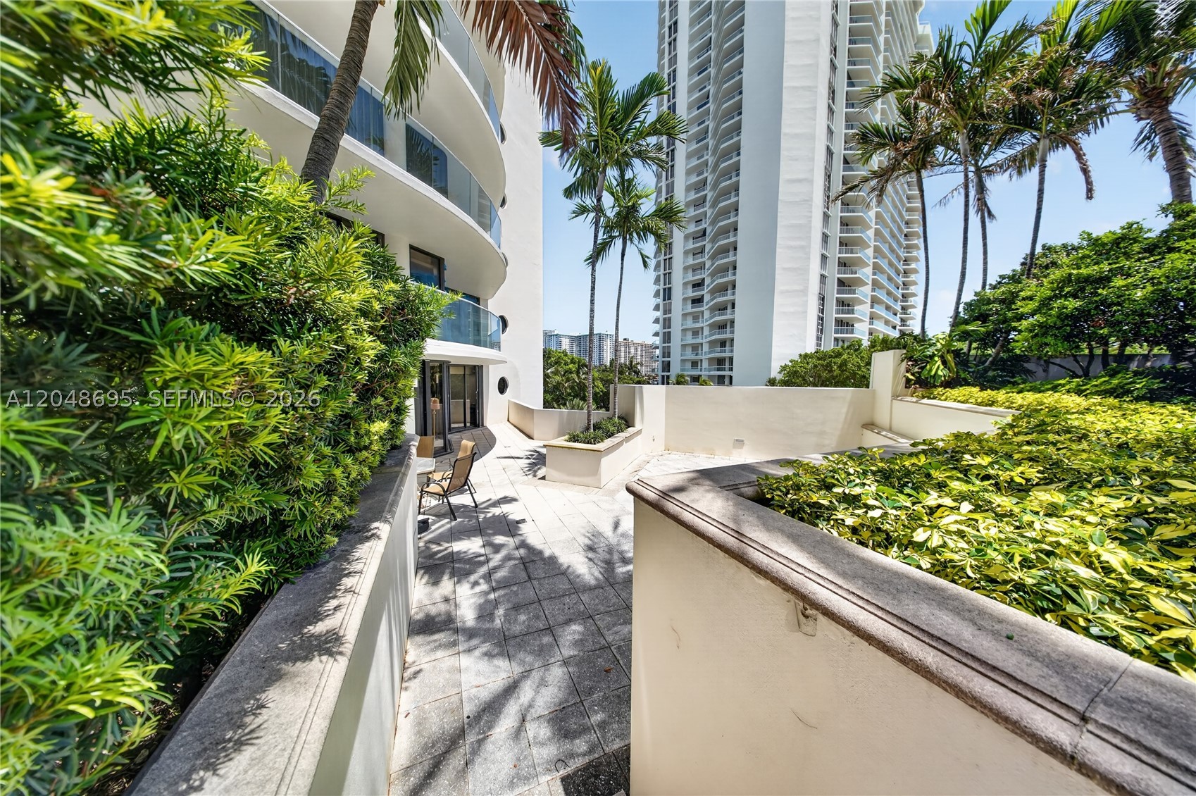 2800 Island Blvd #302, Aventura FL 33160