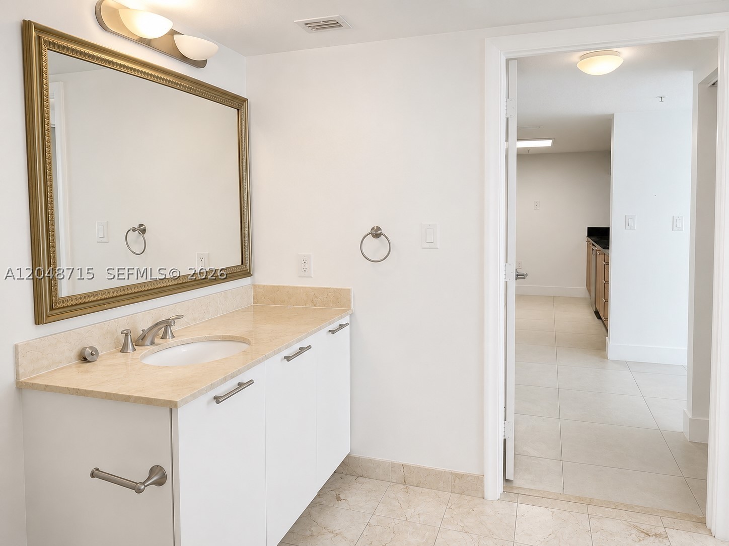 1800 N Bayshore Dr #4102, Miami FL 33132