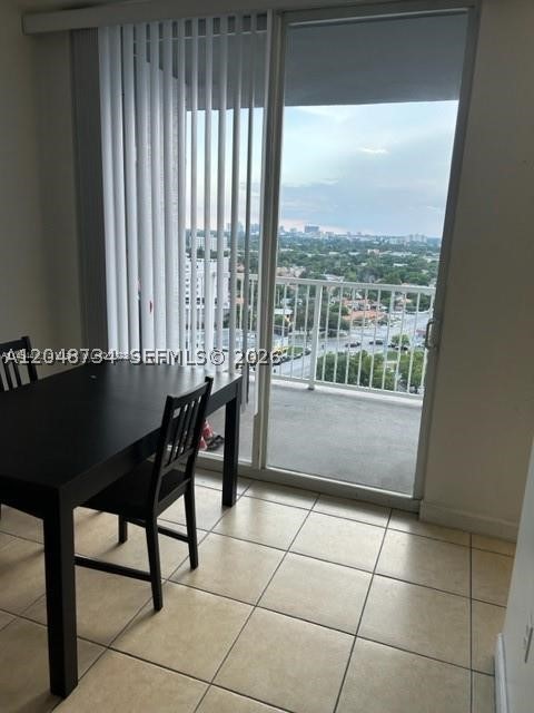 1 Glen Royal Pkwy #1507, Miami FL 33125