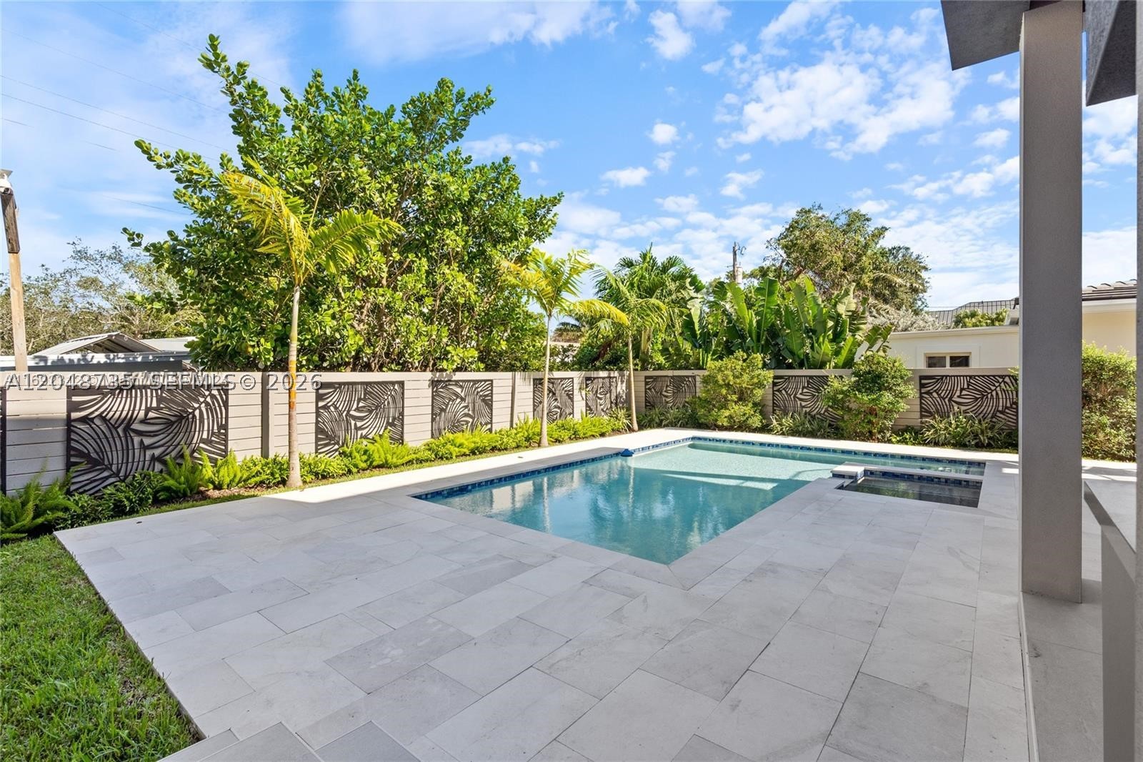 801 SE 11th Ct, Fort Lauderdale FL 33316