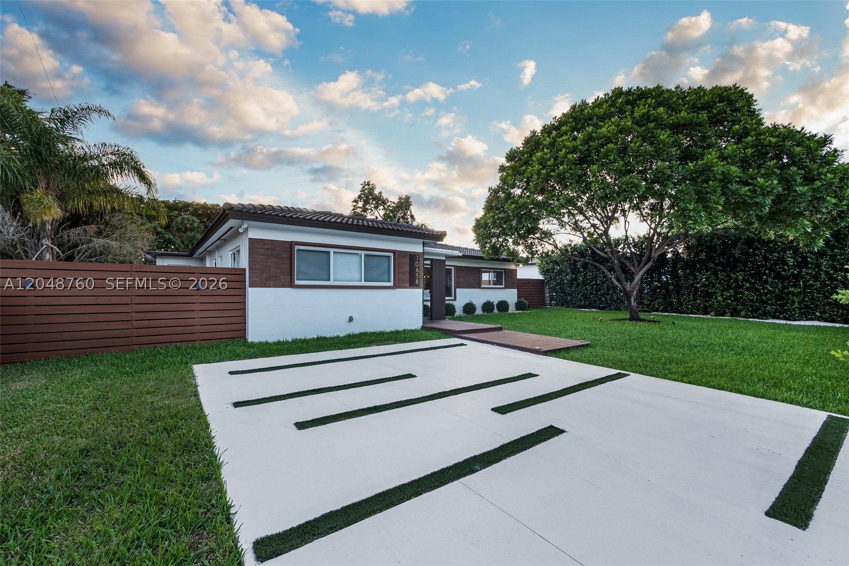 10658 NE 11th Ave, Miami Shores FL 33138