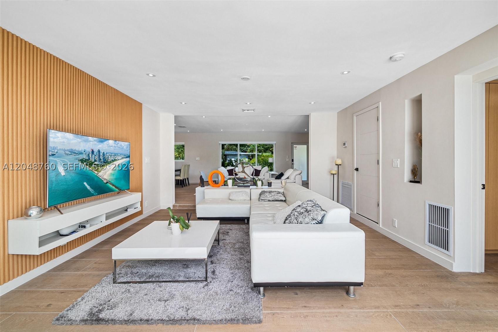10658 NE 11th Ave, Miami Shores FL 33138