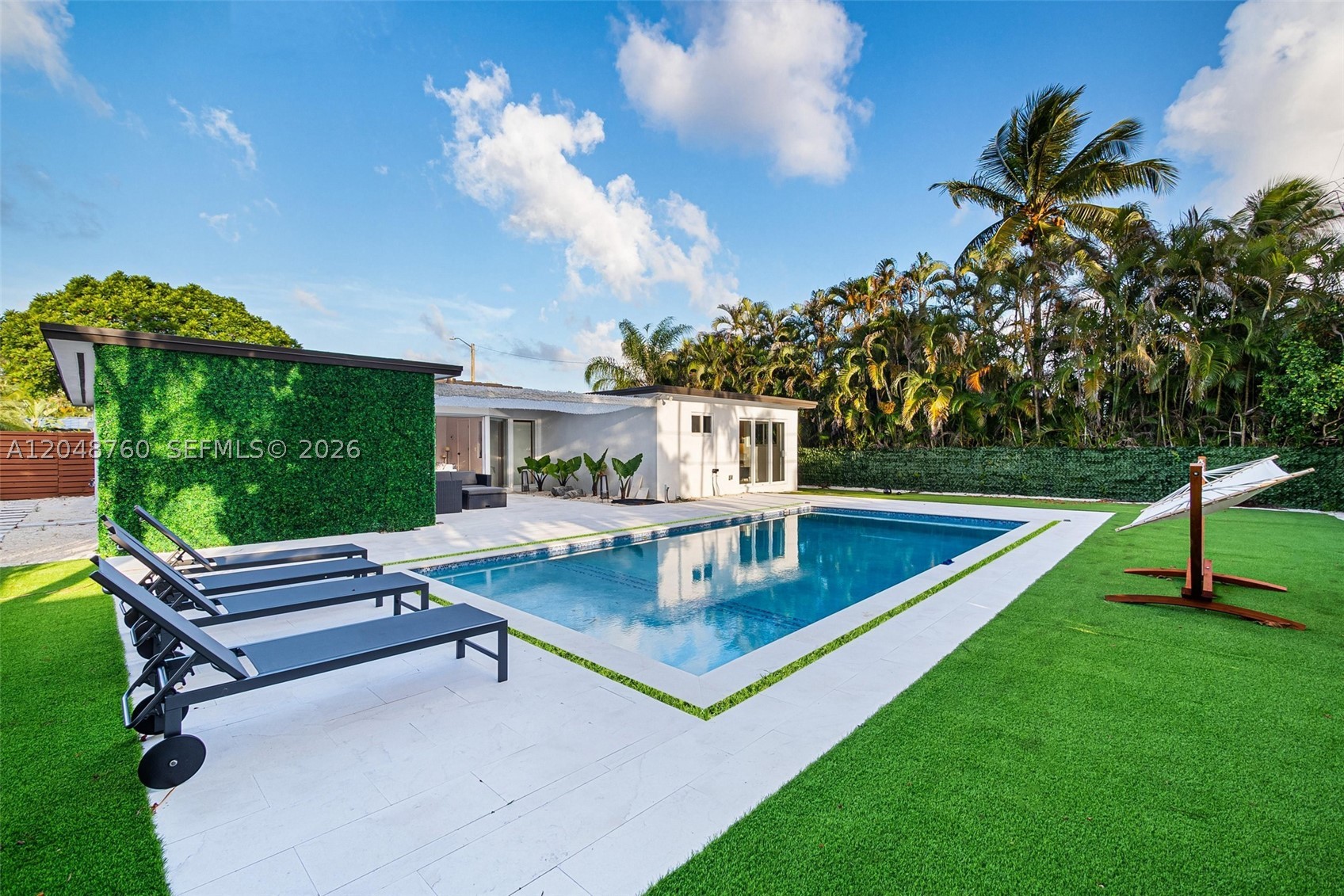 10658 NE 11th Ave, Miami Shores FL 33138