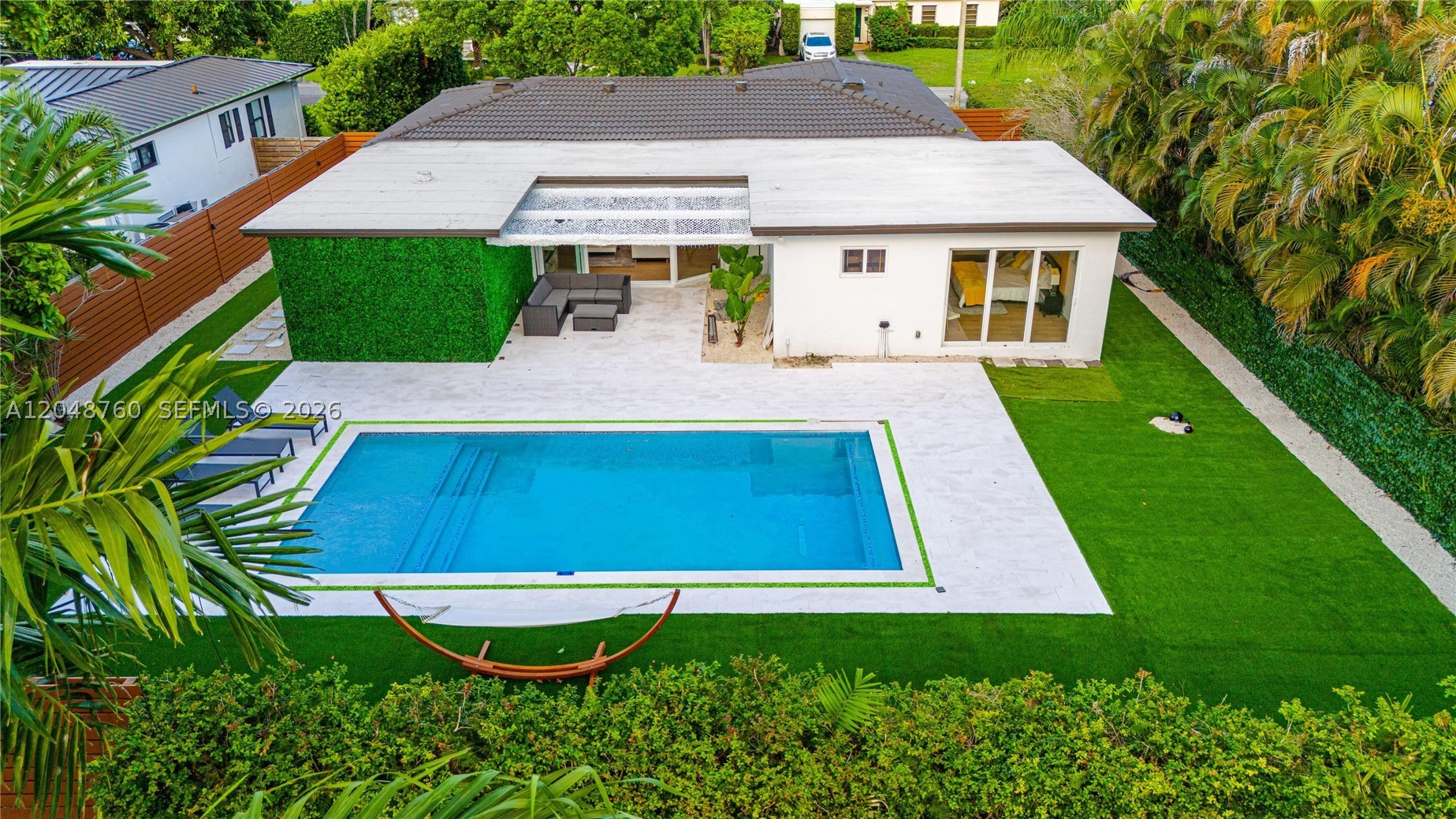 10658 NE 11th Ave, Miami Shores FL 33138
