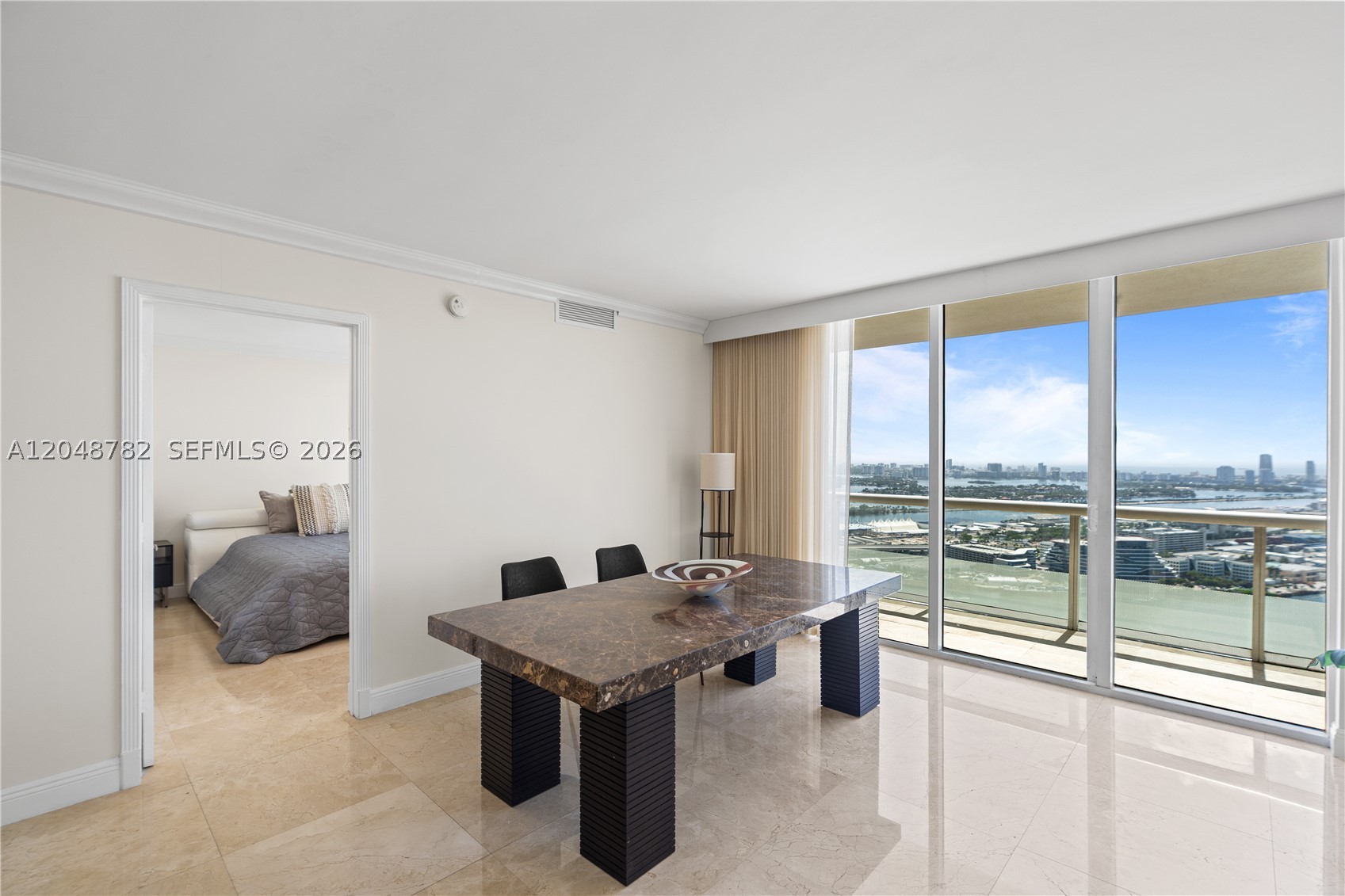 50 Biscayne Blvd #5210, Miami FL 33132