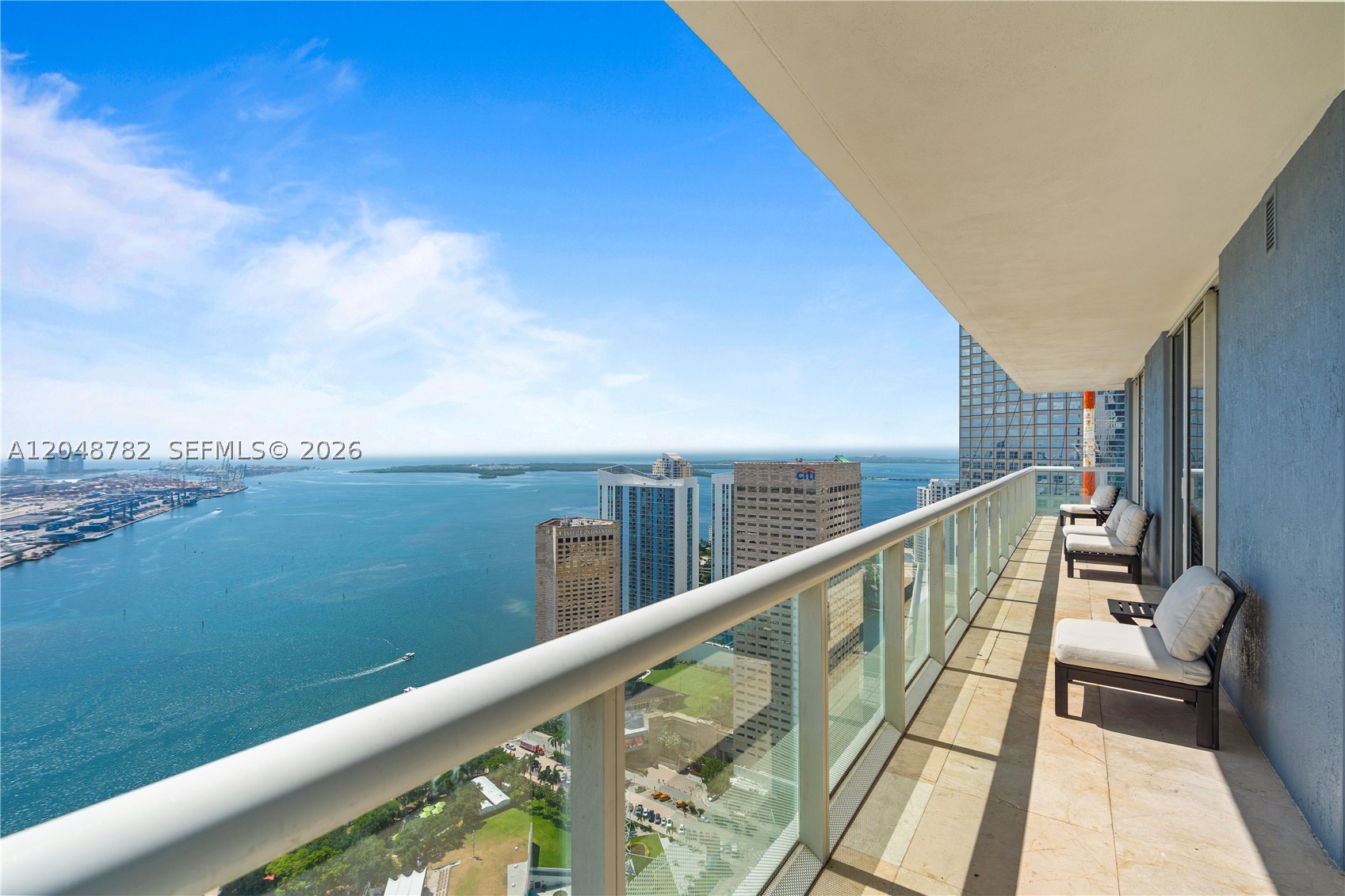 50 Biscayne Blvd #5210, Miami FL 33132