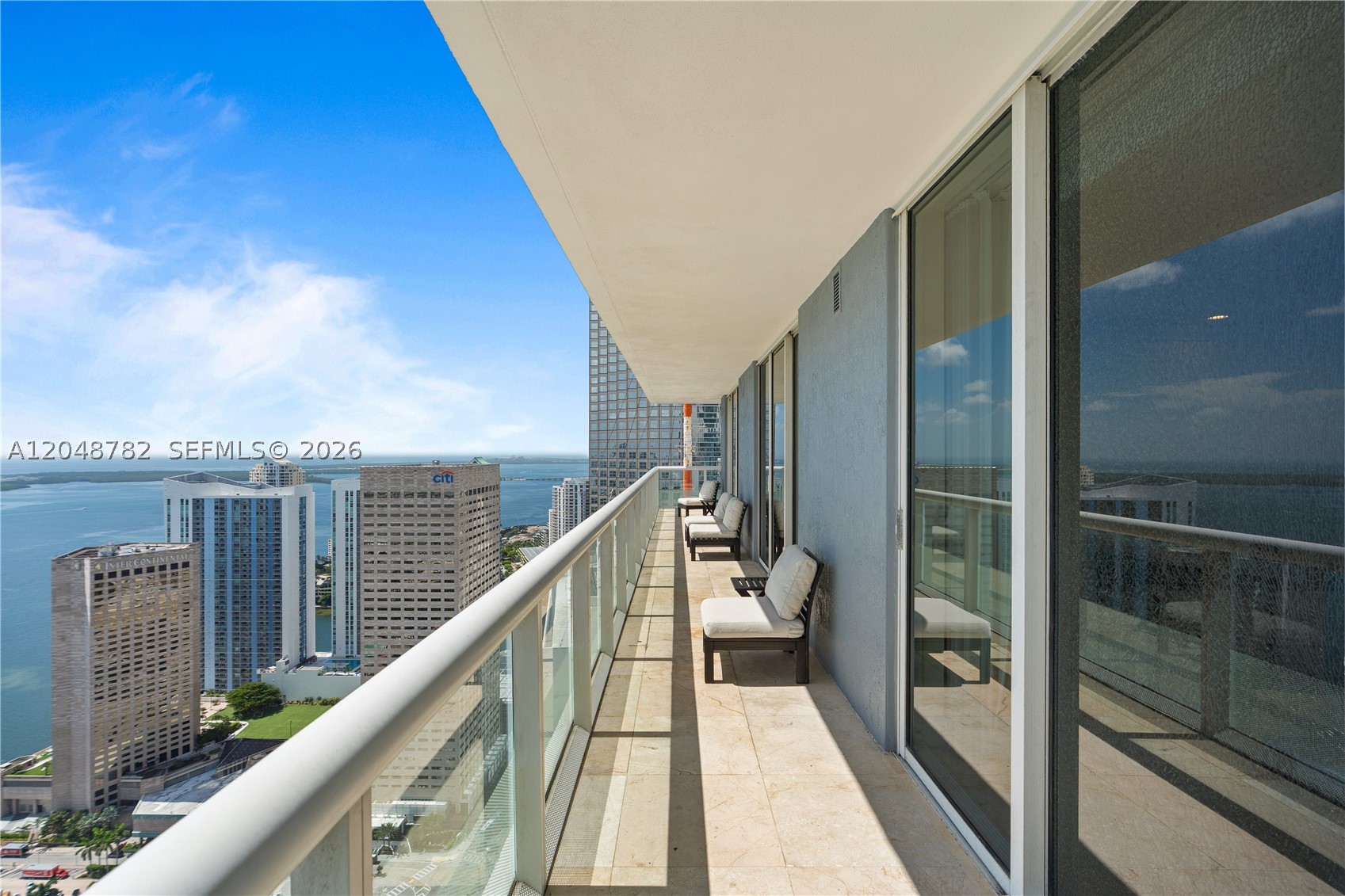 50 Biscayne Blvd #5210, Miami FL 33132