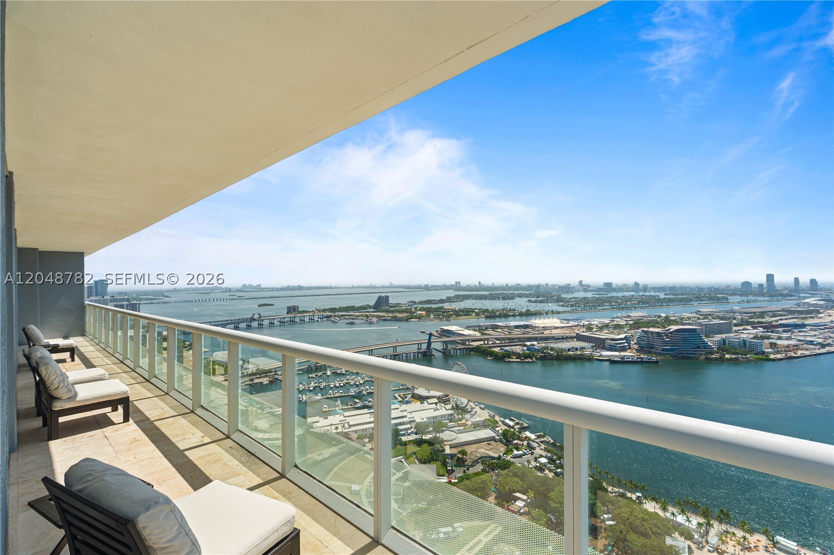 50 Biscayne Blvd #5210, Miami FL 33132