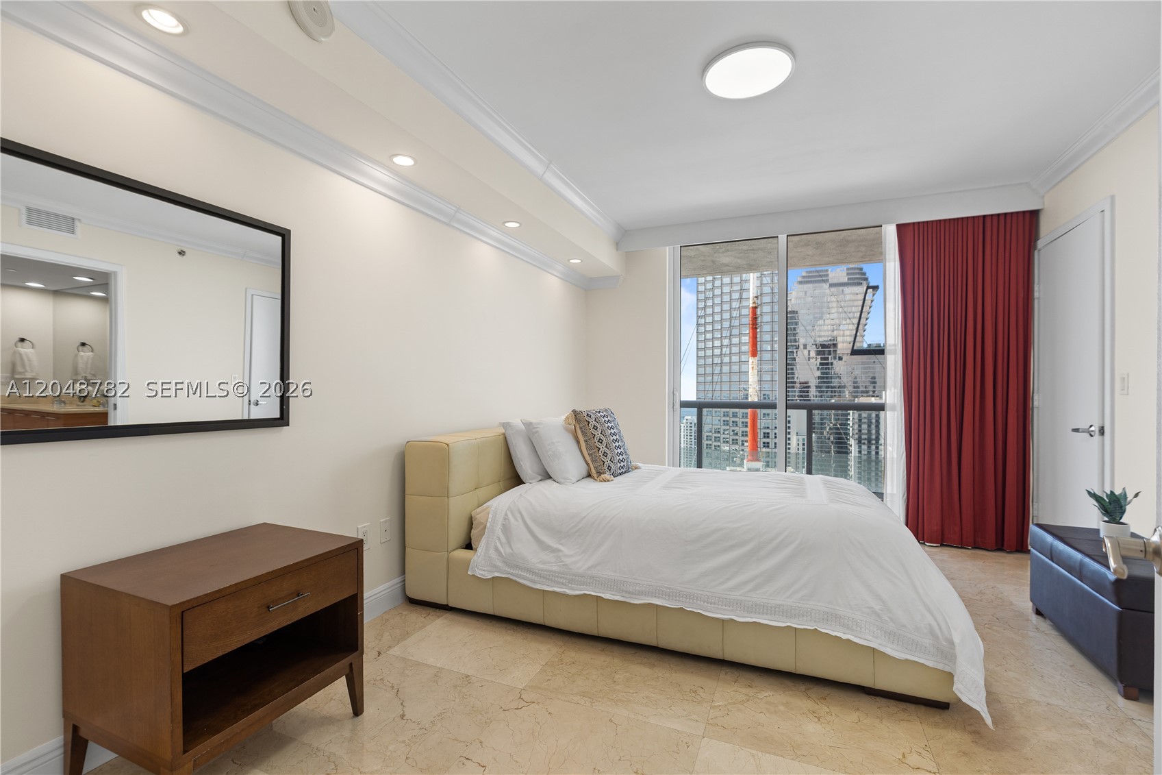 50 Biscayne Blvd #5210, Miami FL 33132