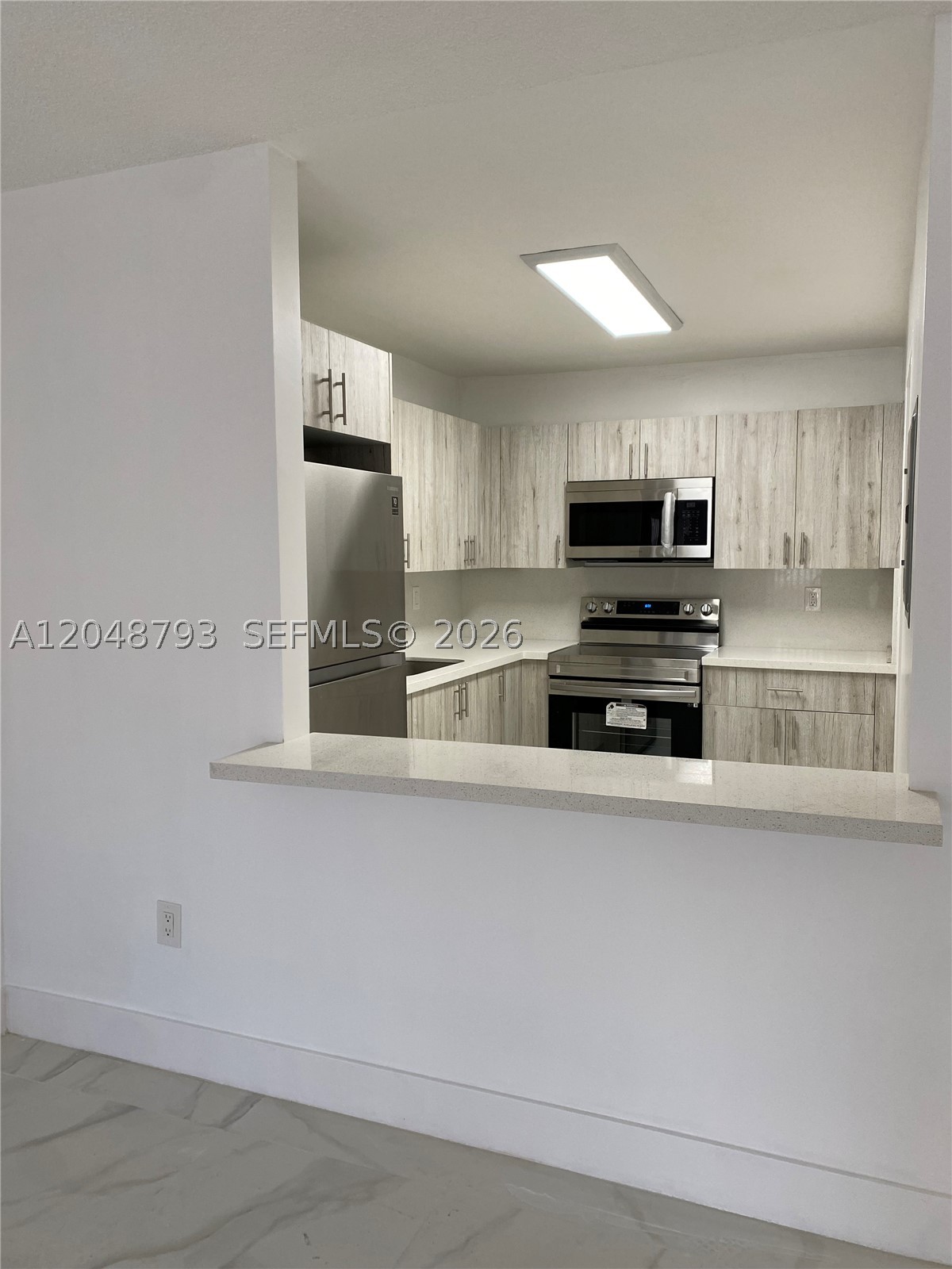 6190 W 19th Ave #206, Hialeah FL 33012
