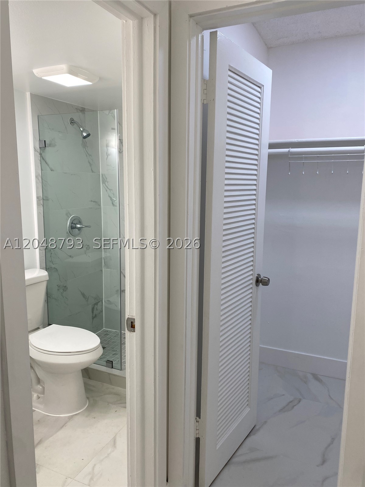 6190 W 19th Ave #206, Hialeah FL 33012