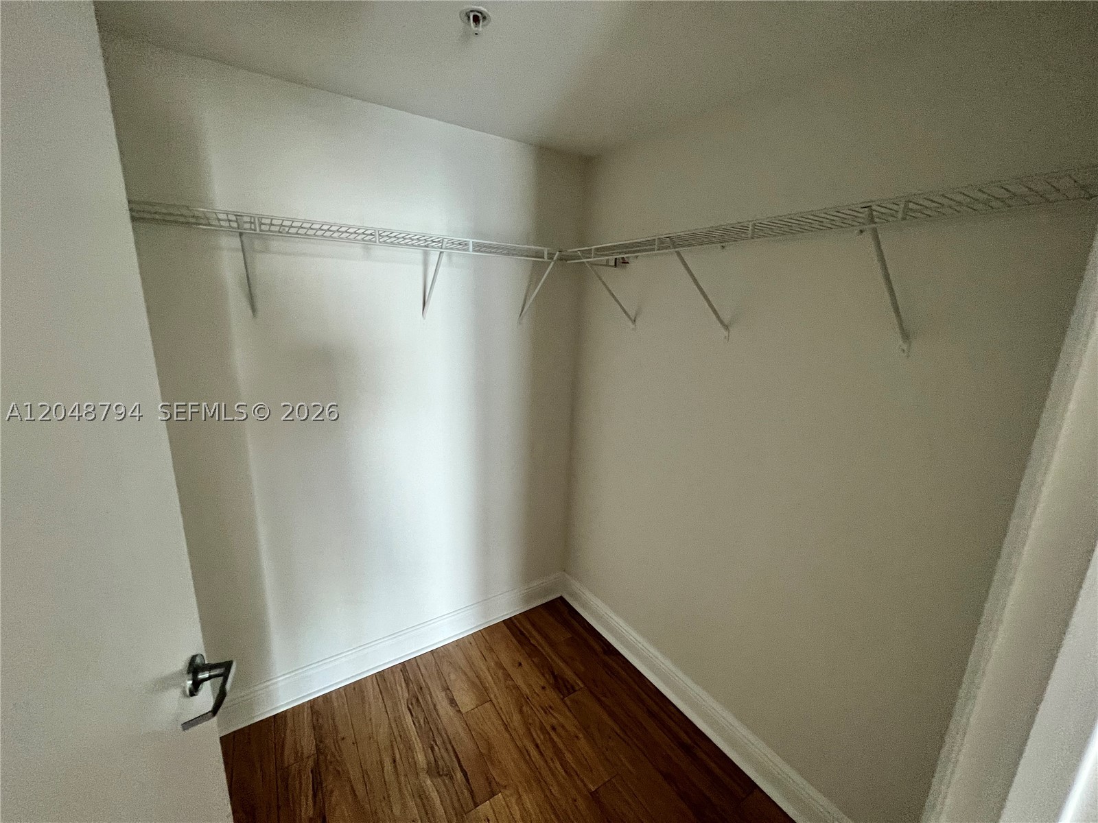 90 SW 3rd St #3710, Miami FL 33130