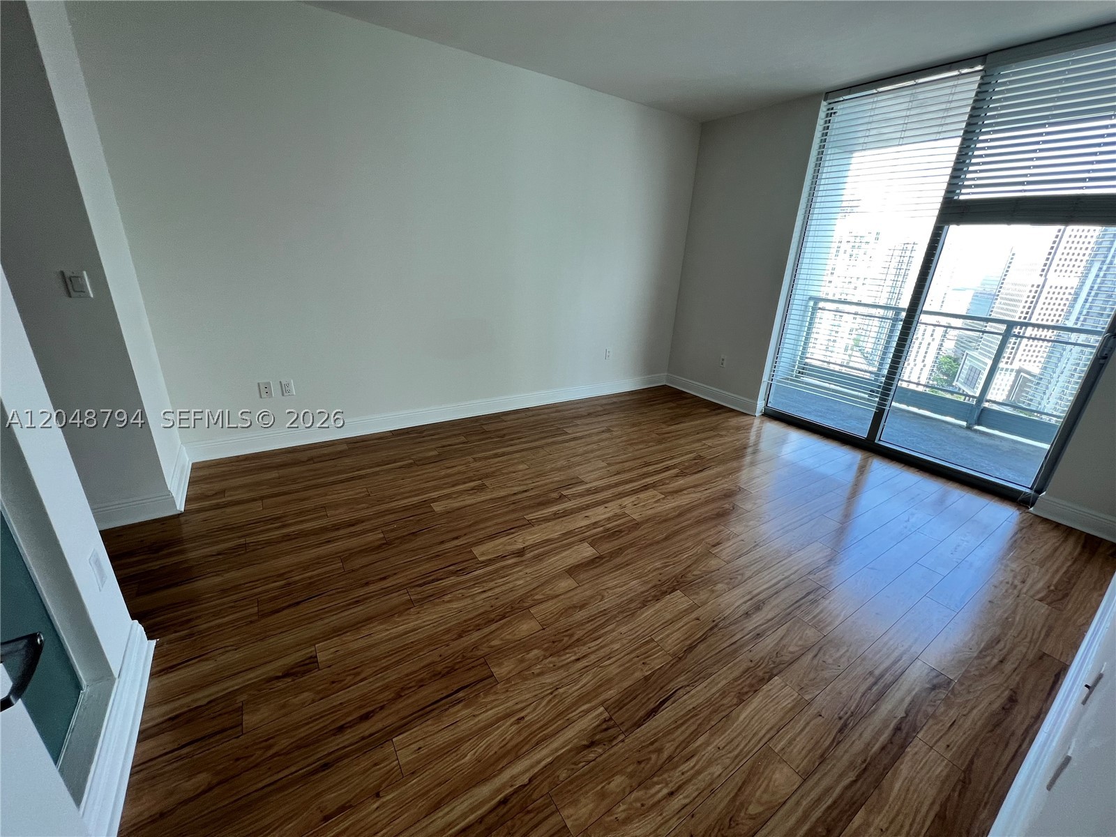 90 SW 3rd St #3710, Miami FL 33130