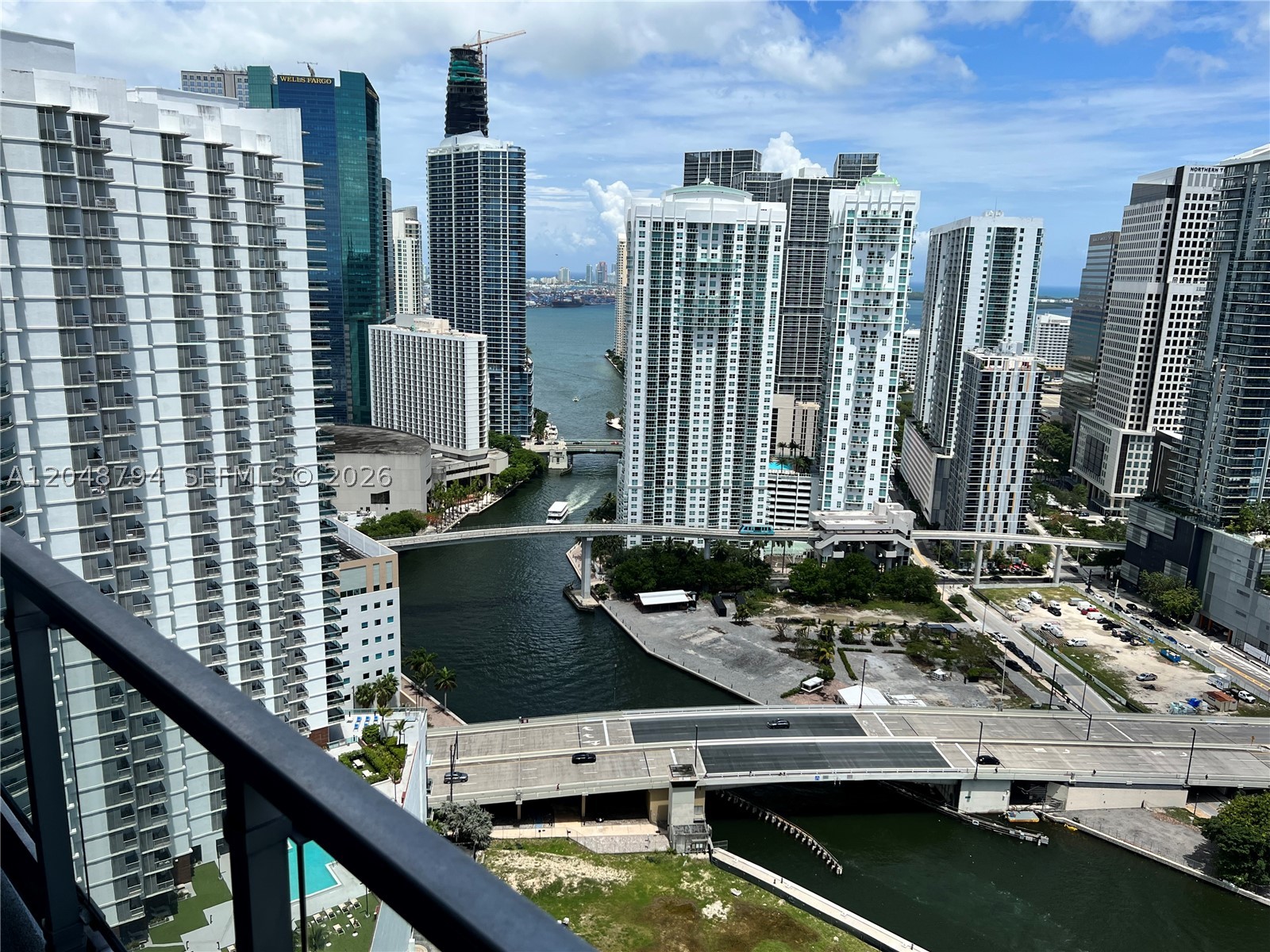90 SW 3rd St #3710, Miami FL 33130
