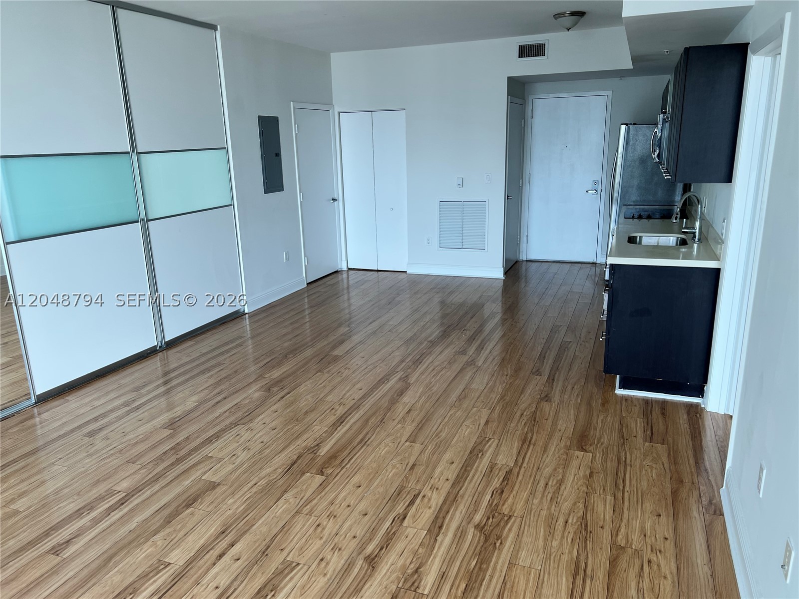 90 SW 3rd St #3710, Miami FL 33130