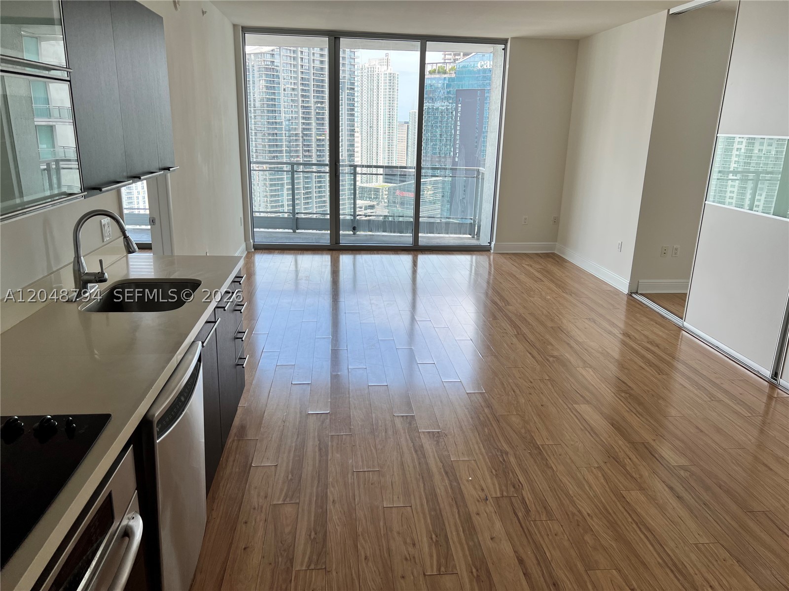 90 SW 3rd St #3710, Miami FL 33130