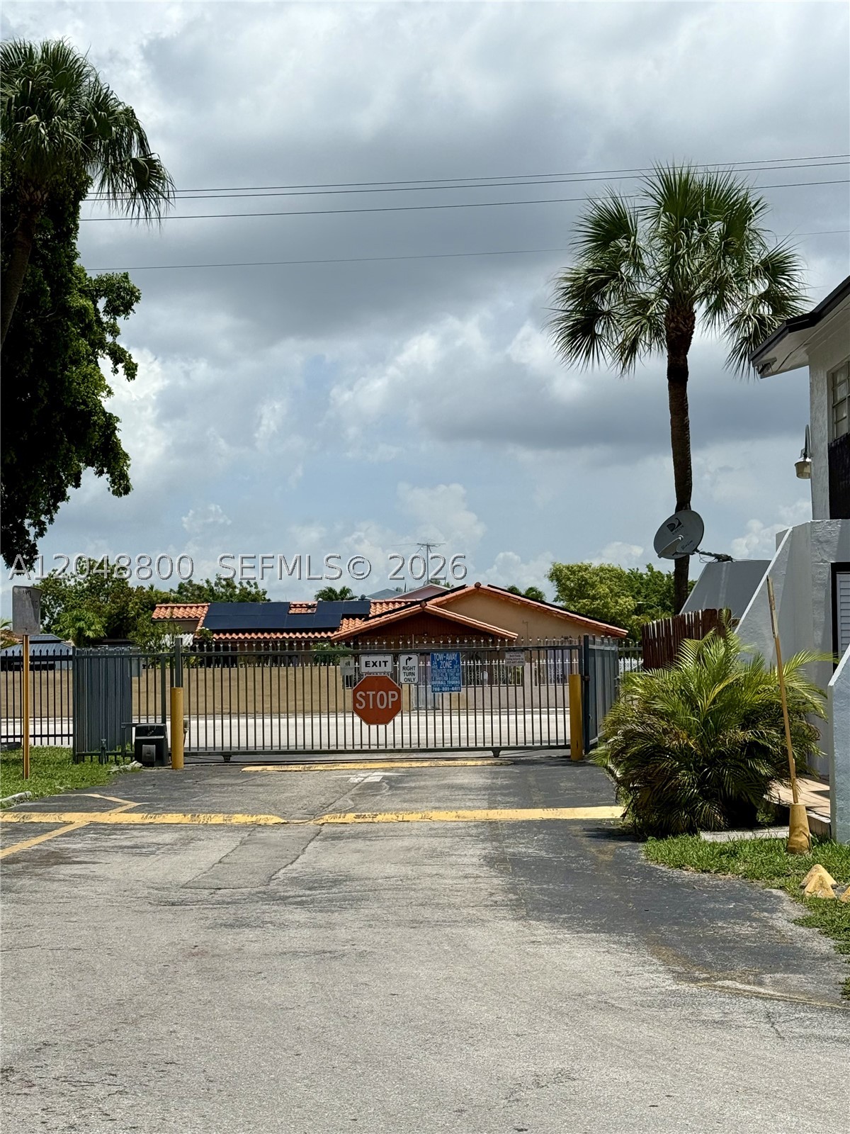 20 SW 108th Ave #F7, Sweetwater FL 33174