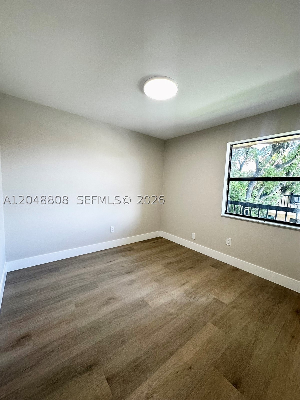 2540 W 67th Pl #202-28, Hialeah FL 33016