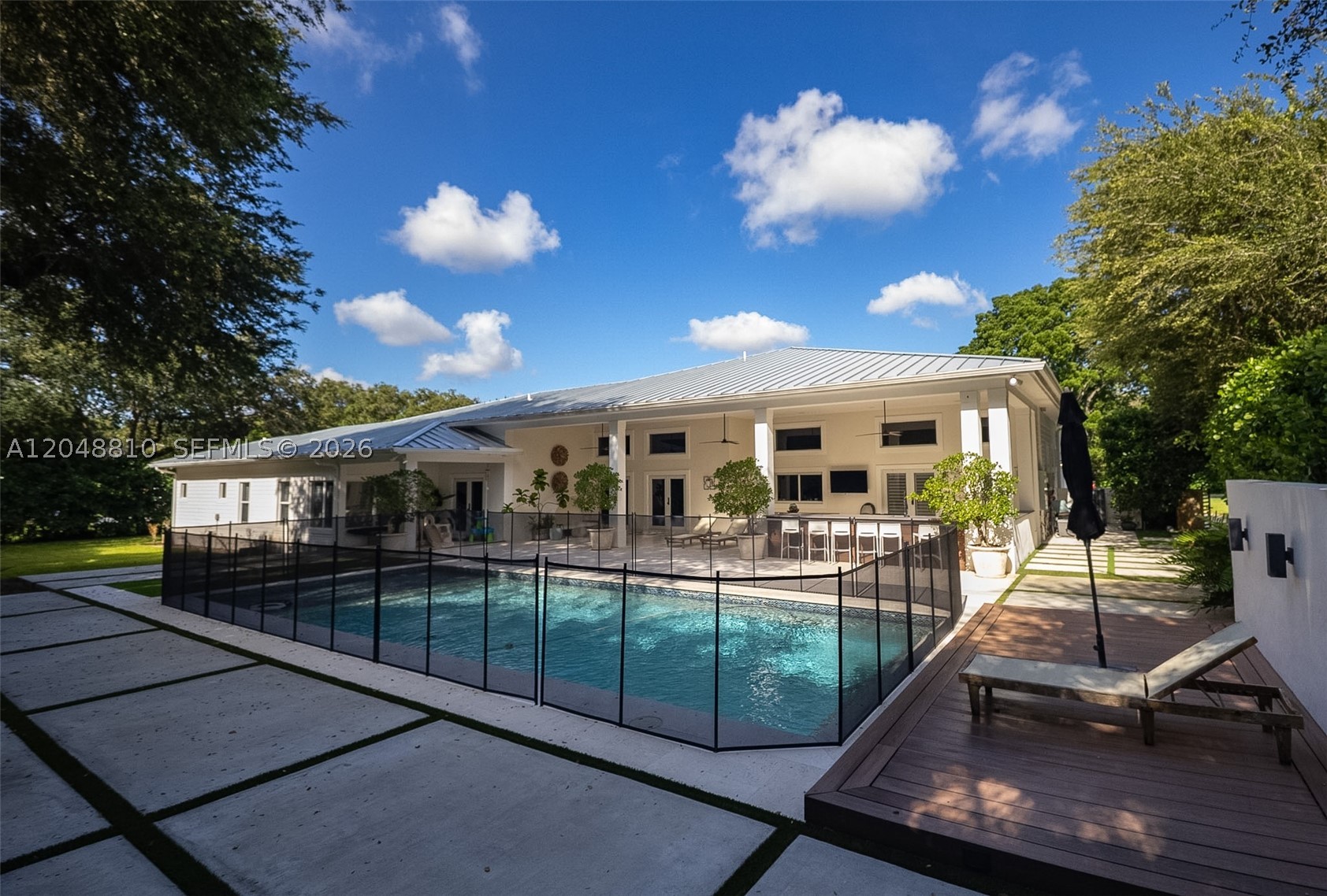 9805 sw 90th ave, Kendall FL 33176