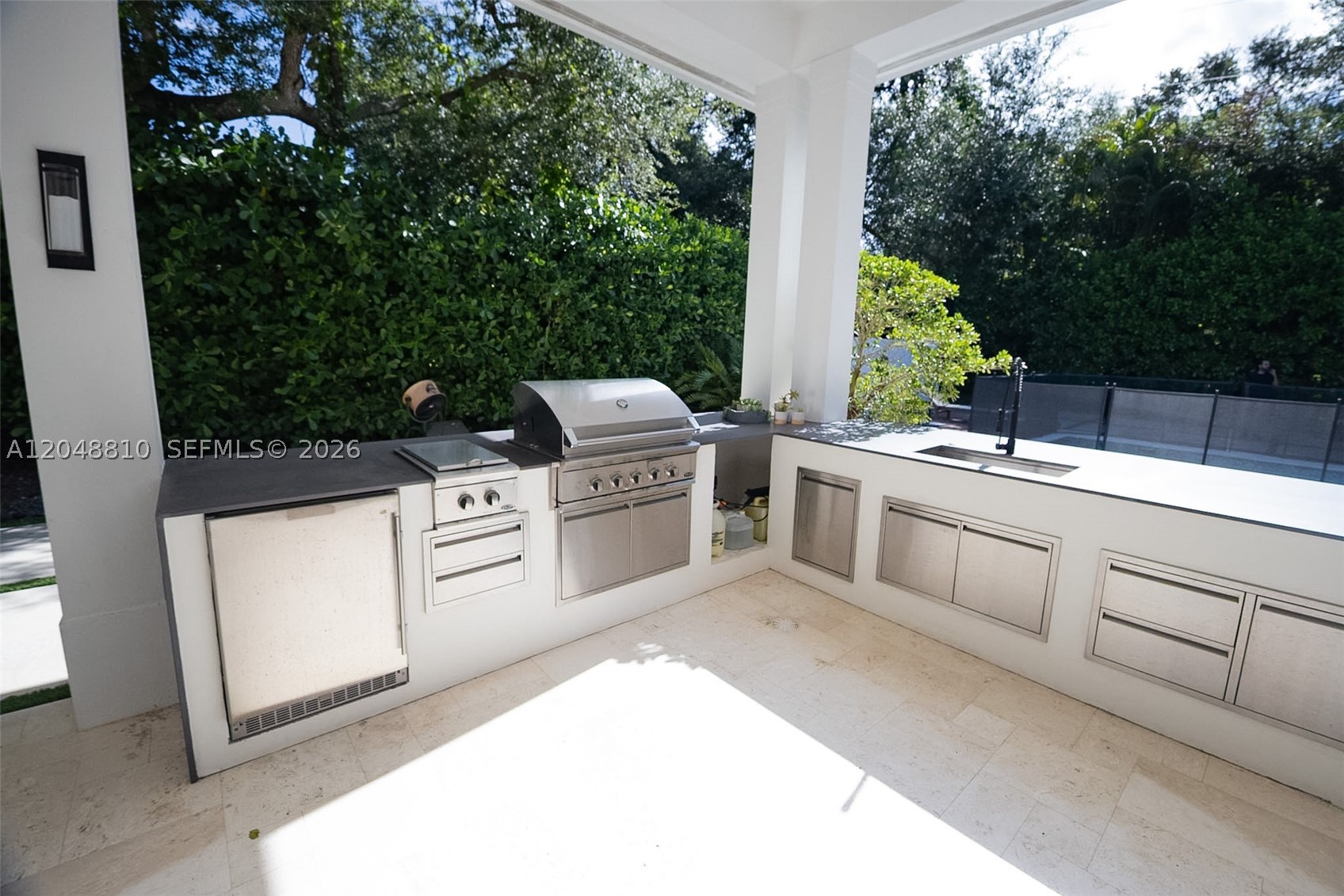 9805 sw 90th ave, Kendall FL 33176