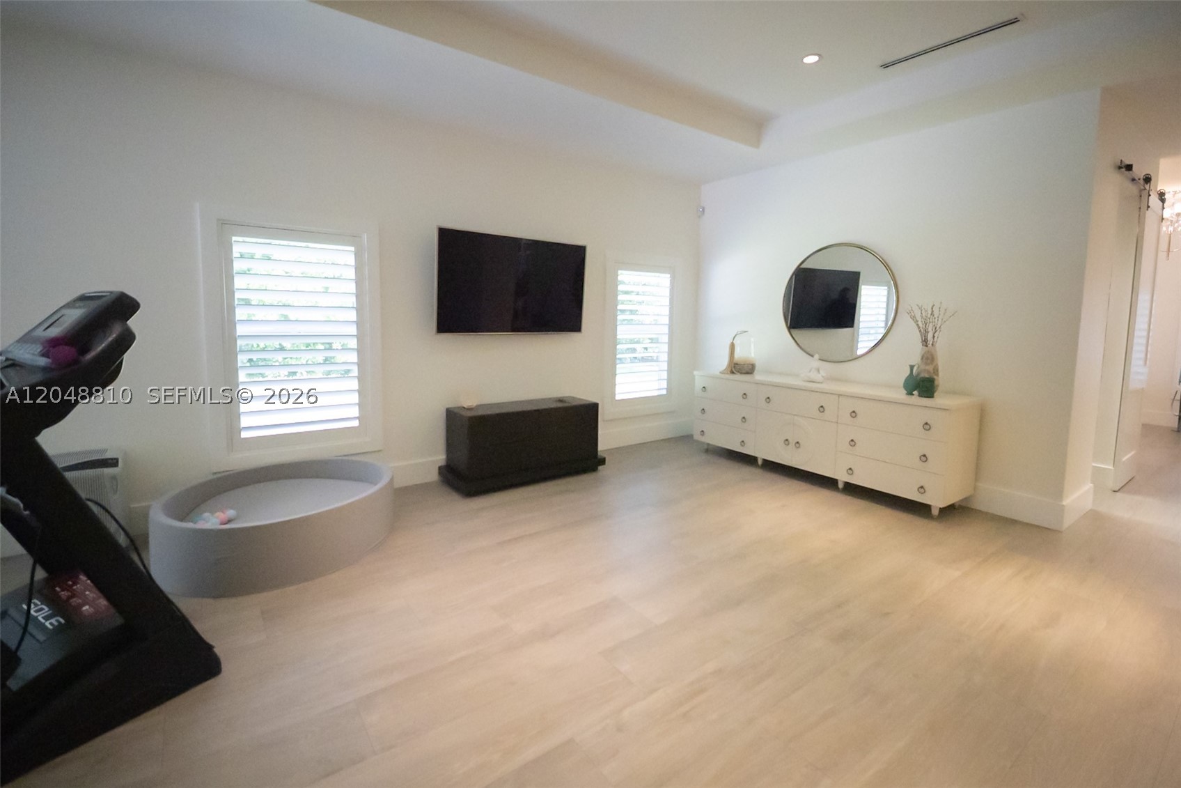 9805 sw 90th ave, Kendall FL 33176
