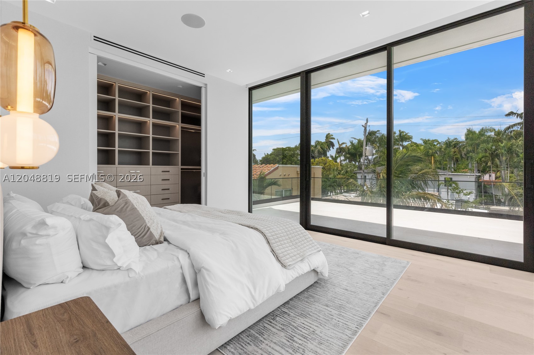 4504 Sheridan Ave, Miami Beach FL 33140