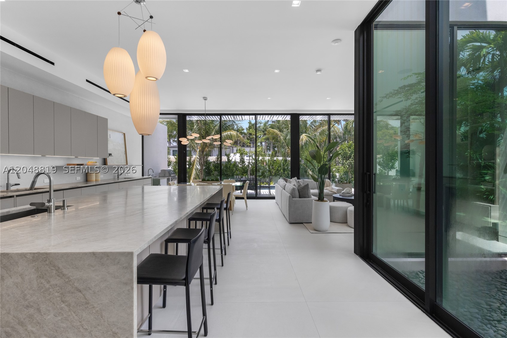 4504 Sheridan Ave, Miami Beach FL 33140