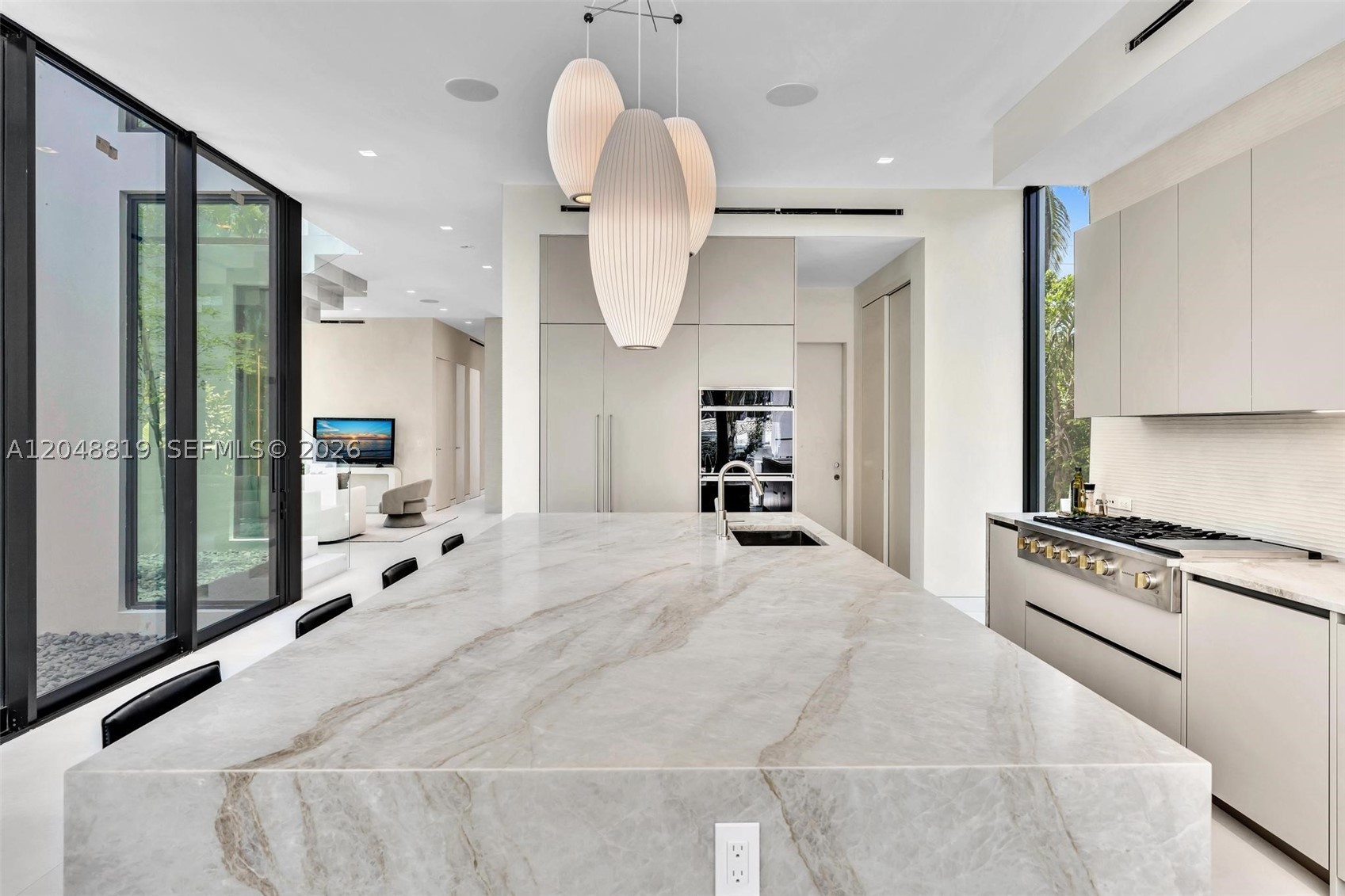 4504 Sheridan Ave, Miami Beach FL 33140