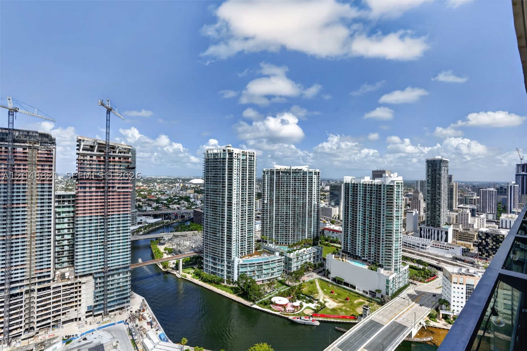 68 SE 6th St #3710, Miami FL 33131