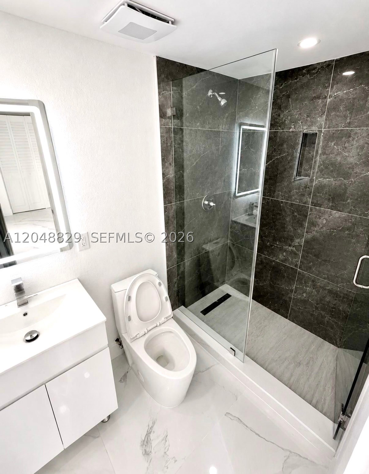 2390 Service Rd, Opa Locka FL 33054
