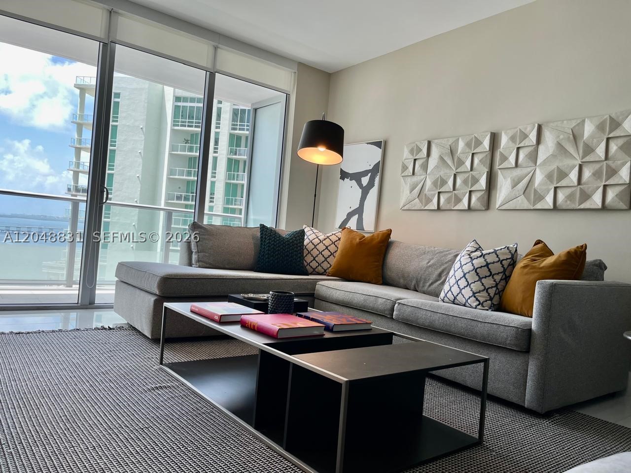 1300 Brickell Bay Dr #2208, Miami FL 33131