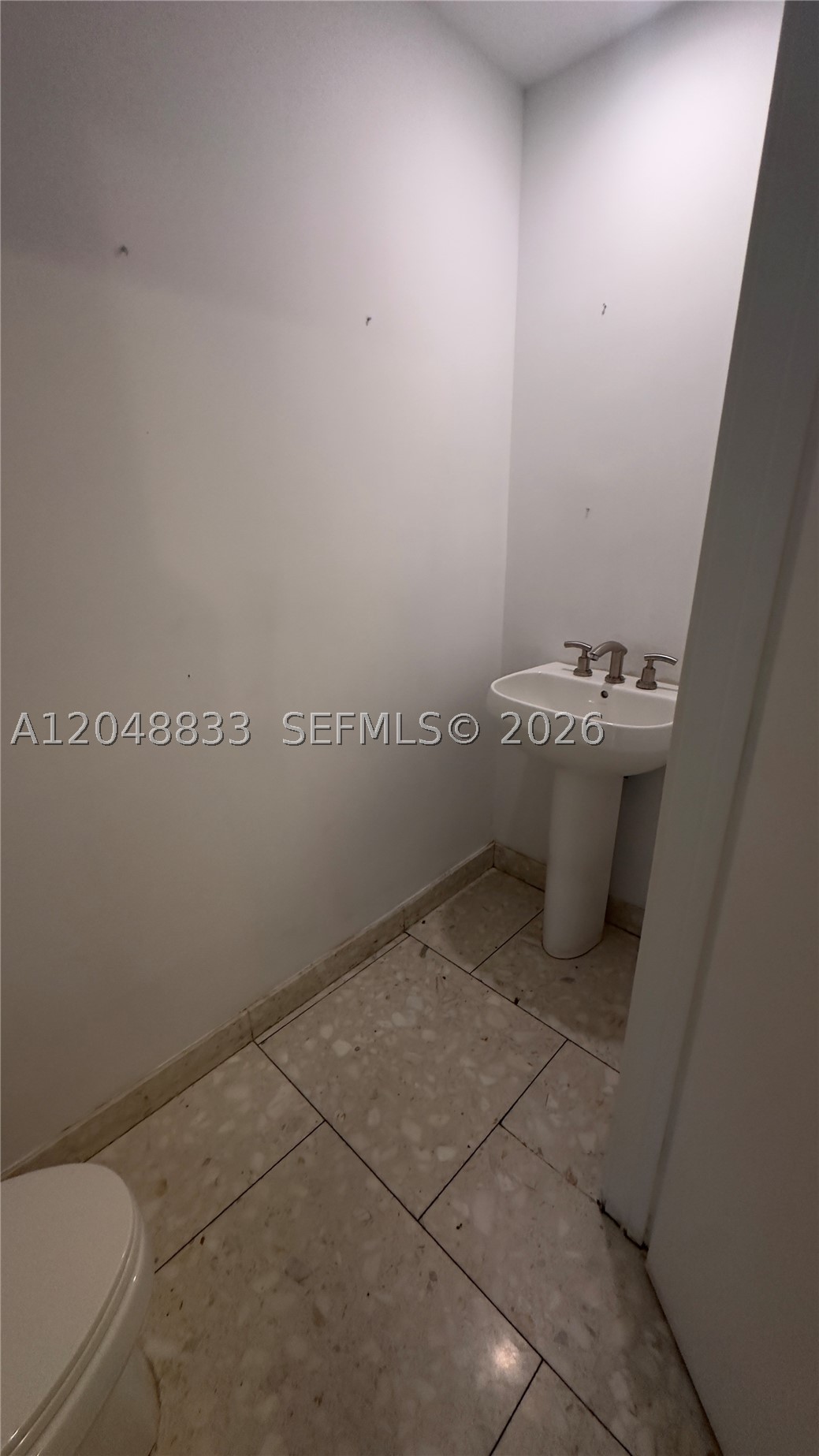 901 Brickell Key Blvd #1102, Miami FL 33131