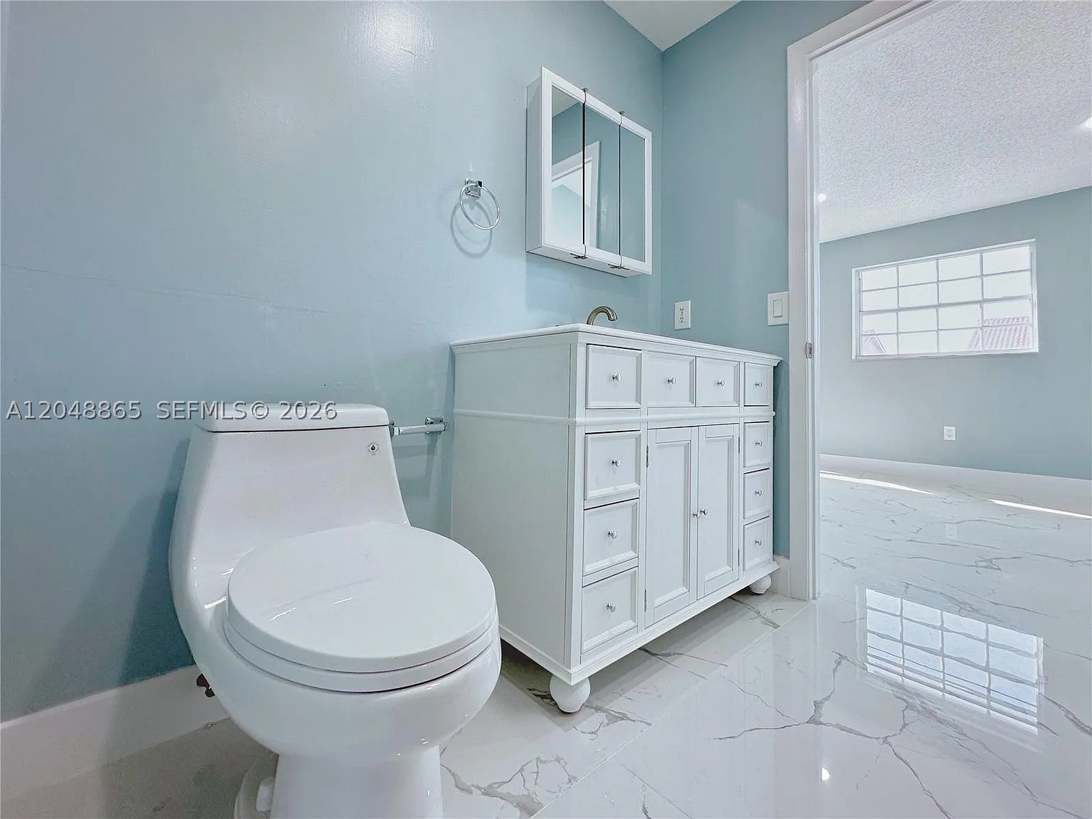 10014 Hammocks Blvd #201-4, Miami FL 33196