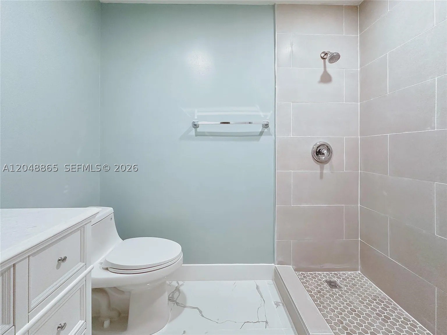 10014 Hammocks Blvd #201-4, Miami FL 33196