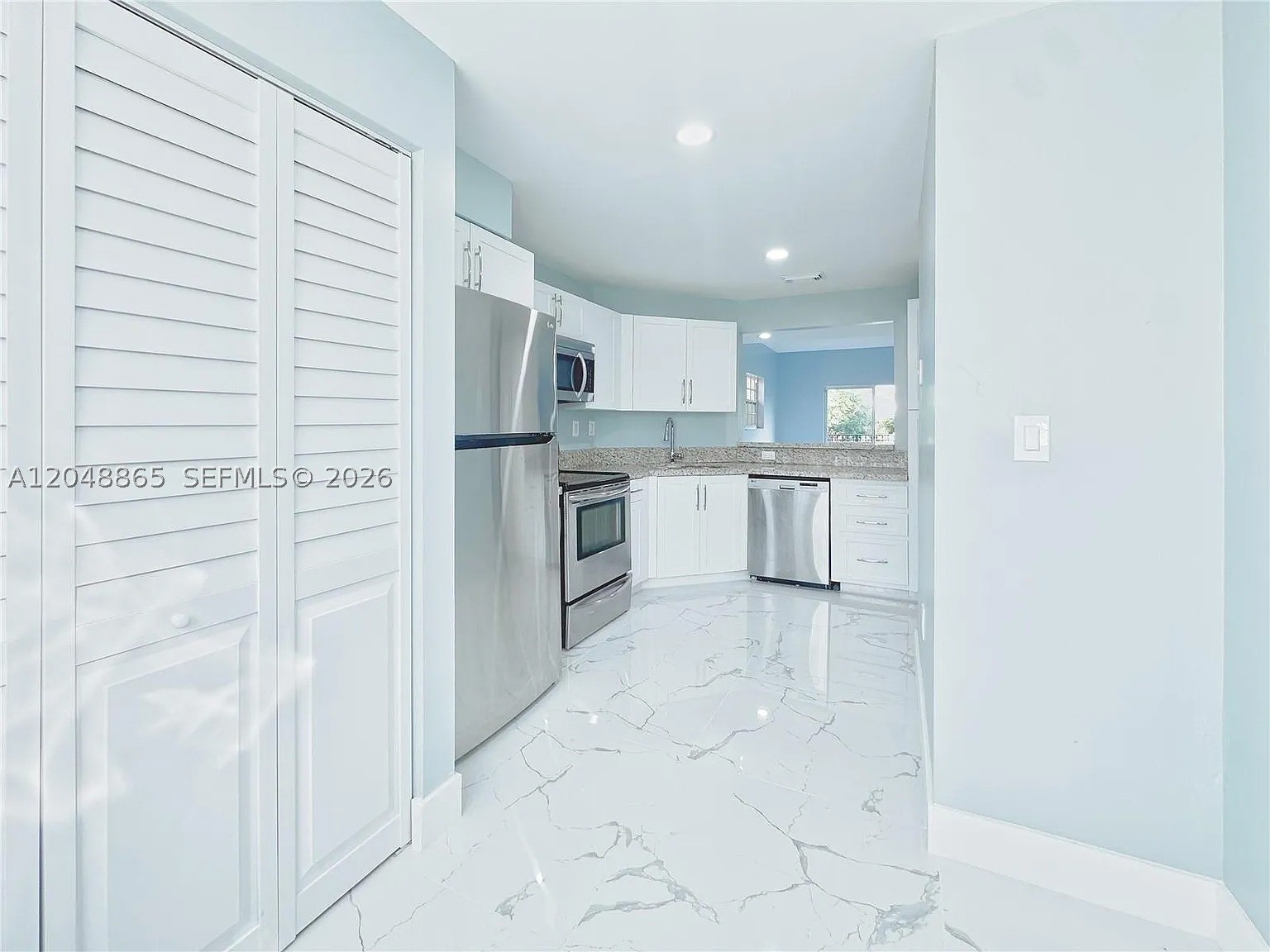 10014 Hammocks Blvd #201-4, Miami FL 33196